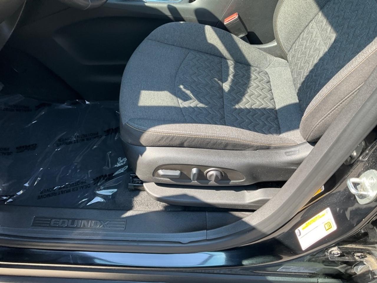 2022 Chevrolet Equinox LT Photo