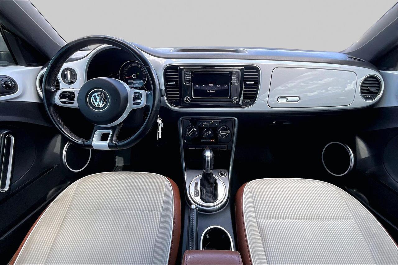2017 Volkswagen Beetle CLASSIC   POWER TOP   HEATED SEATS   CARPLAY Photo