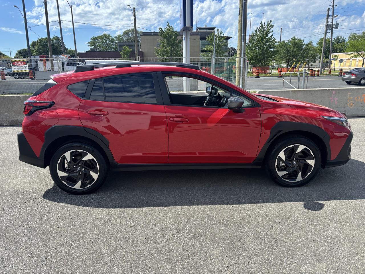 2024 Subaru Crosstrek Limited AWD, FROM 3.99% FINANCING AVAILABLE Photo