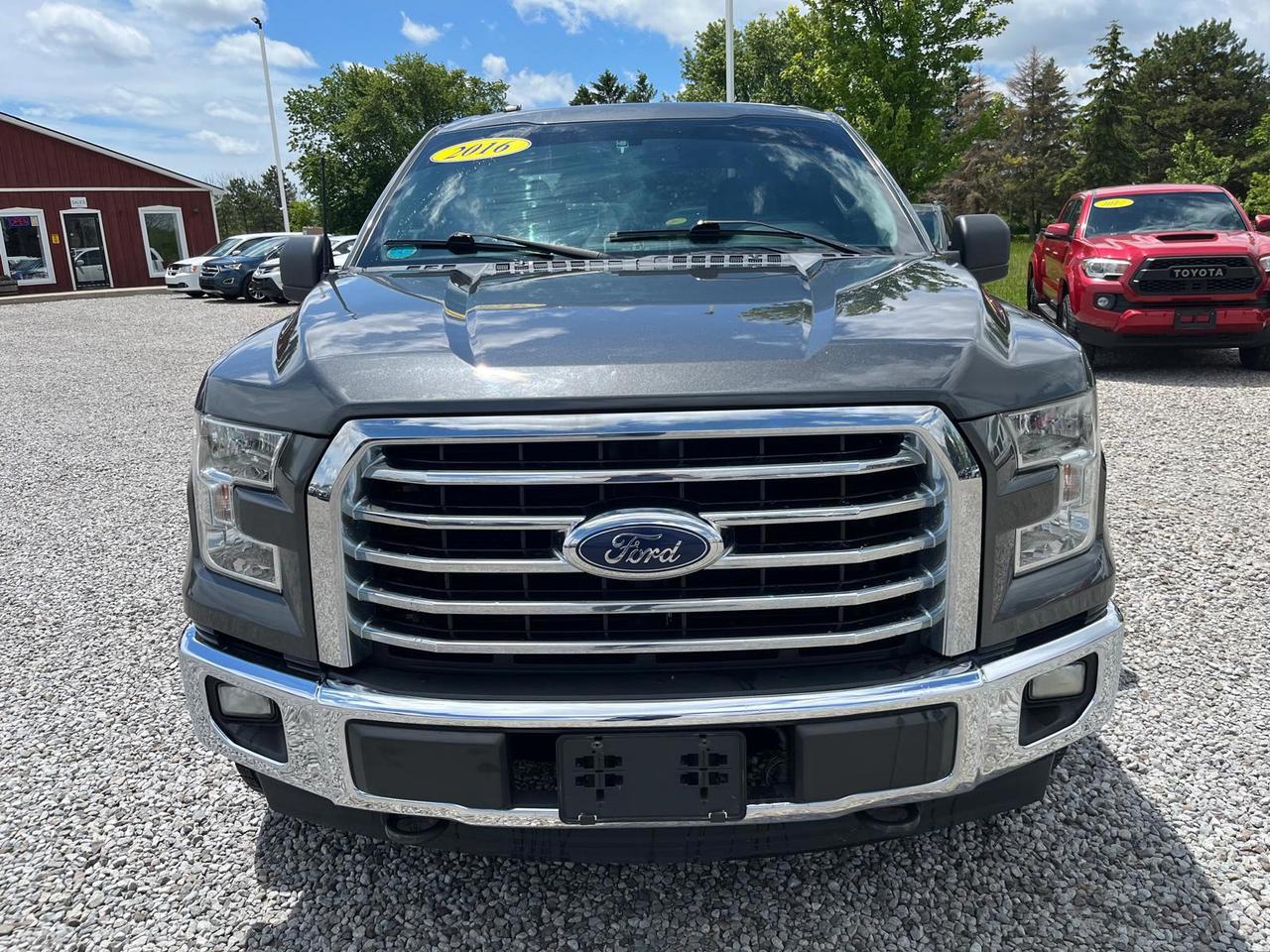 2016 Ford F-150 XLT Photo