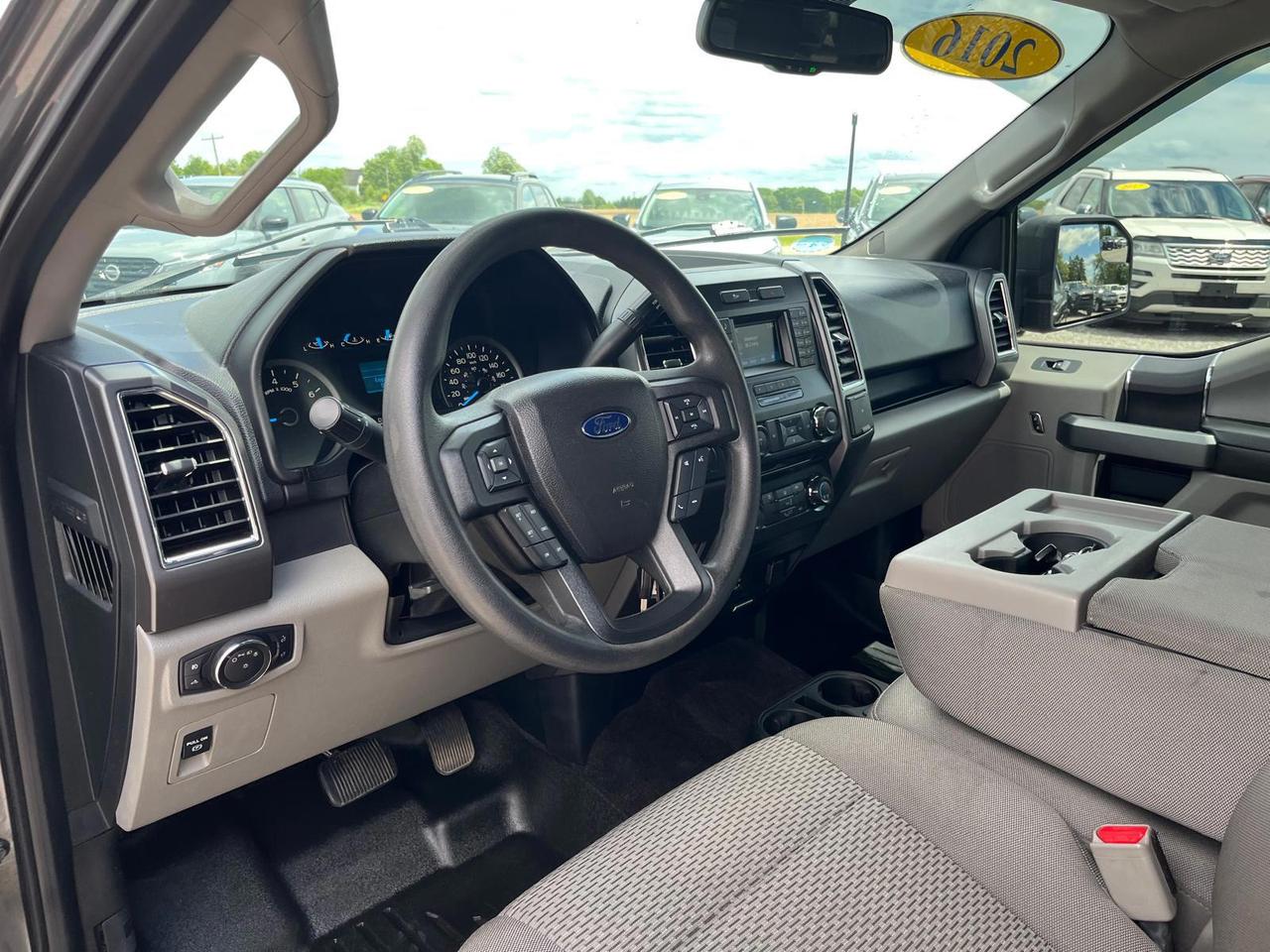 2016 Ford F-150 XLT Photo