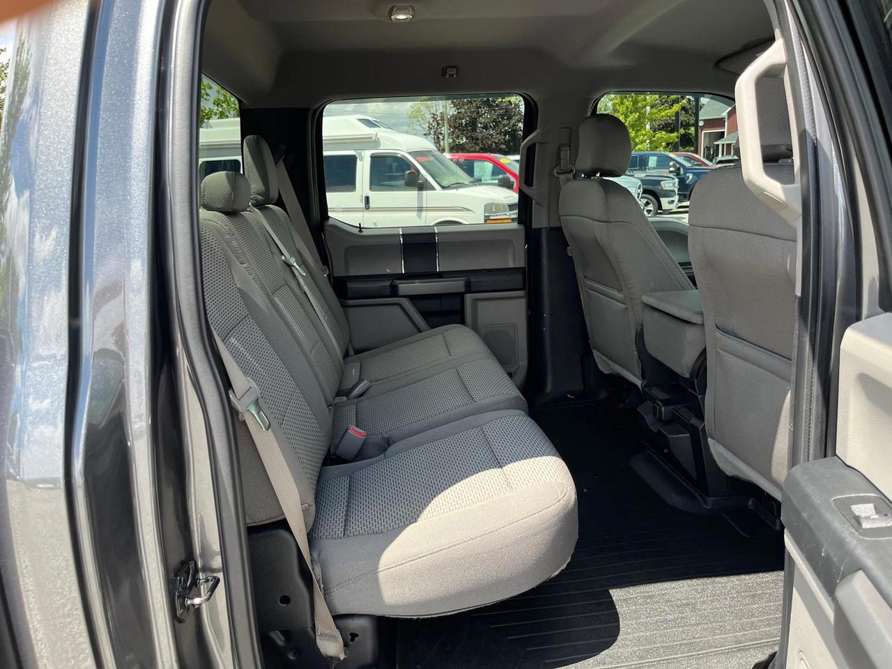 2016 Ford F-150 XLT Photo