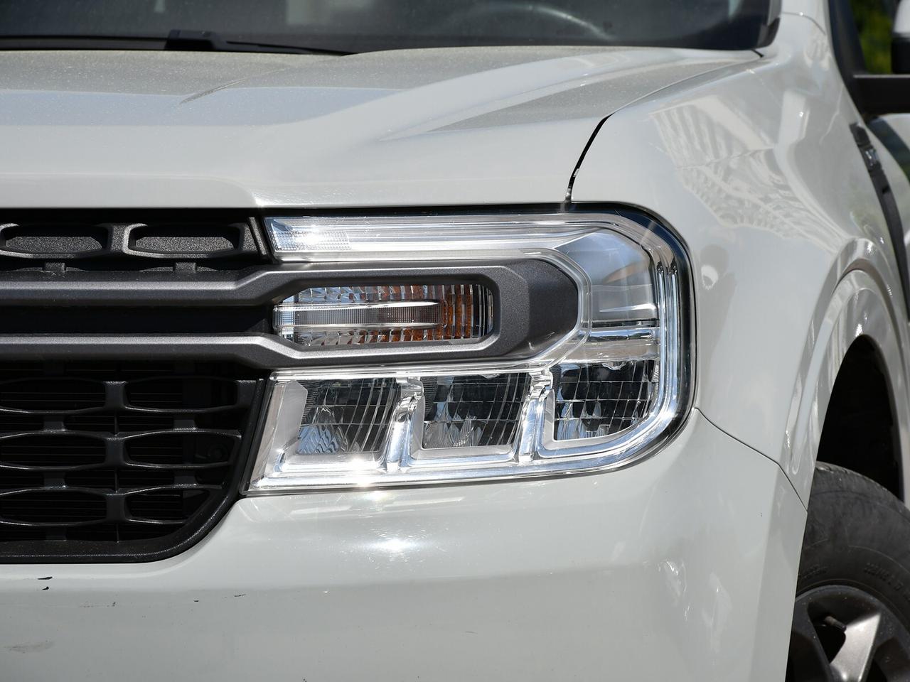 2023 Ford Maverick XLT Hybrid   Fuel Efficient   Clean Carfax Photo