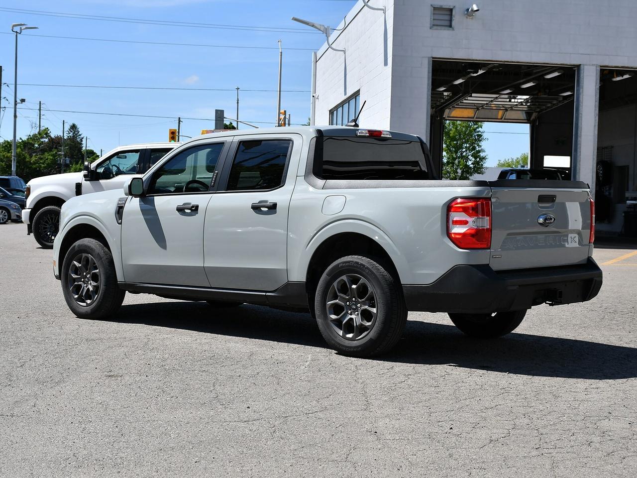 2023 Ford Maverick XLT Hybrid   Fuel Efficient   Clean Carfax Photo