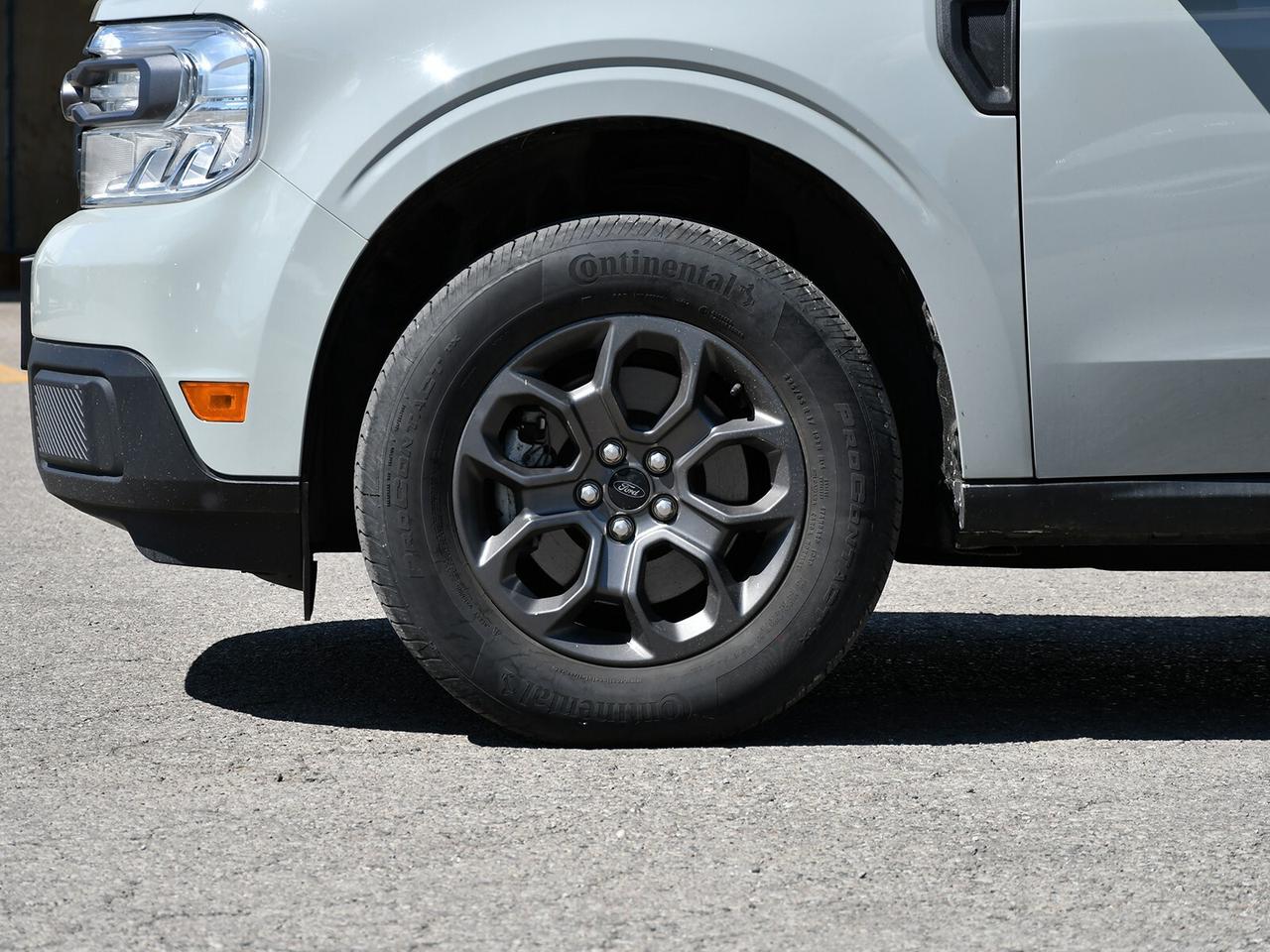 2023 Ford Maverick XLT Hybrid   Fuel Efficient   Clean Carfax Photo