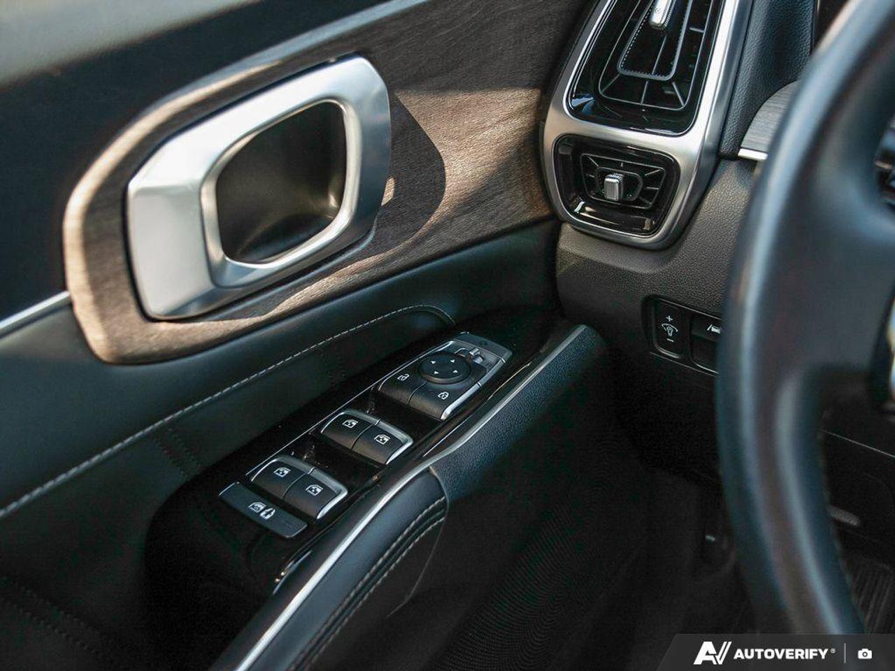 2021 Kia Sorento EX   AWD   Apple CarPlay    Remote Start   Backup Photo