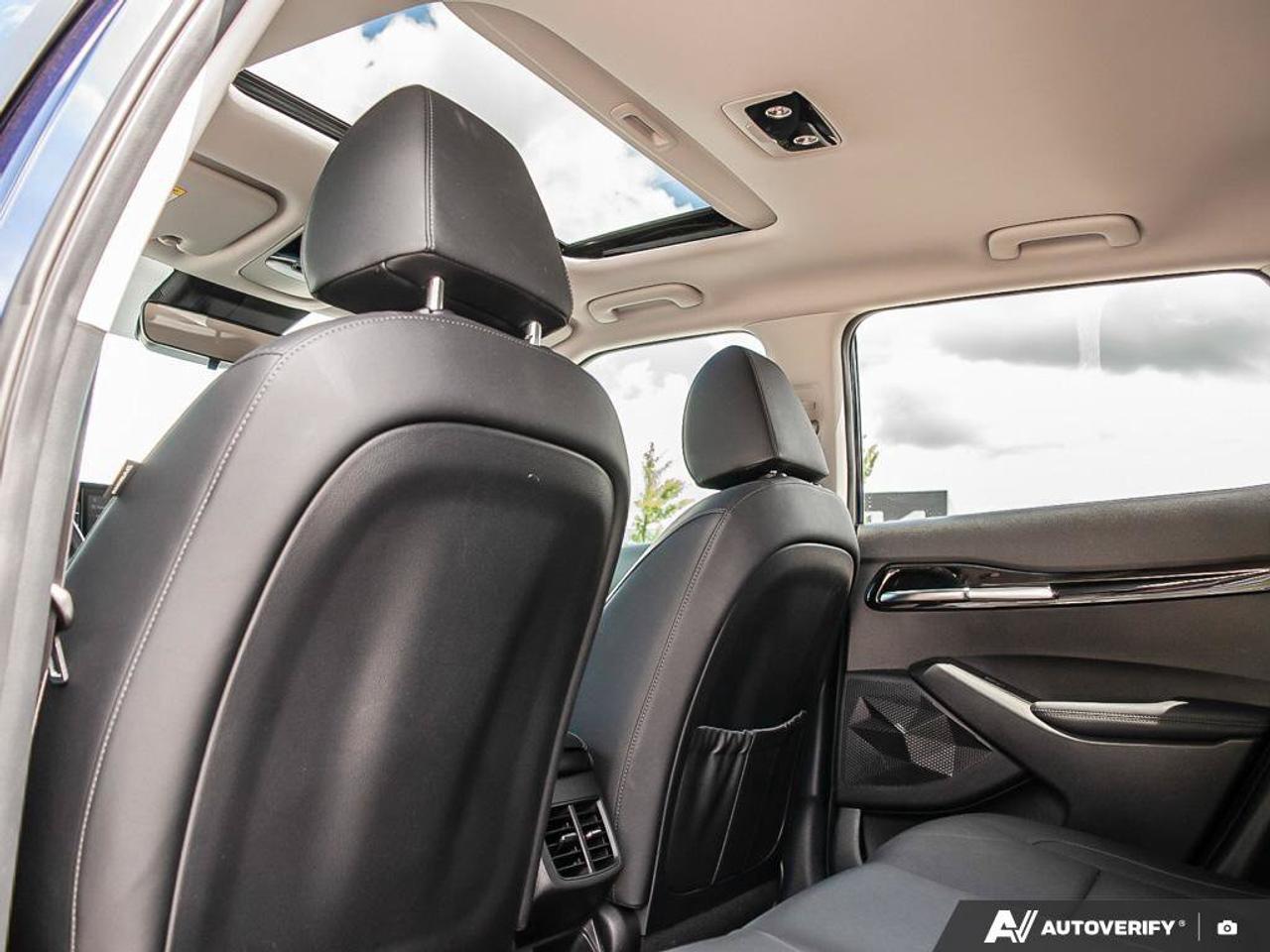2023 Kia Seltos EX   AWD   Leather   Sunroof   Heated Steering Whe Photo