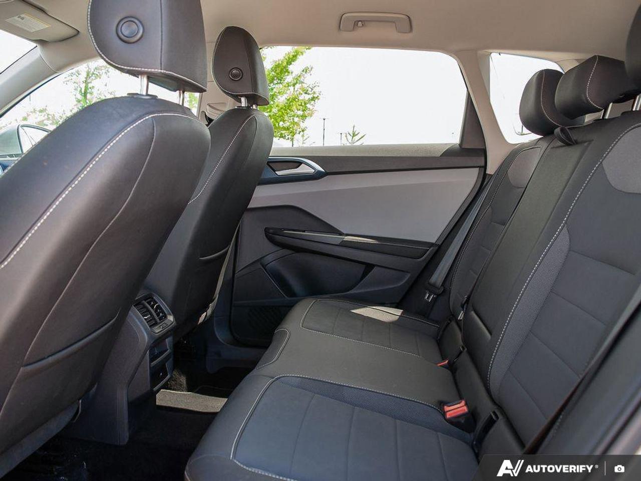 2024 Volkswagen Taos Comfortline Photo