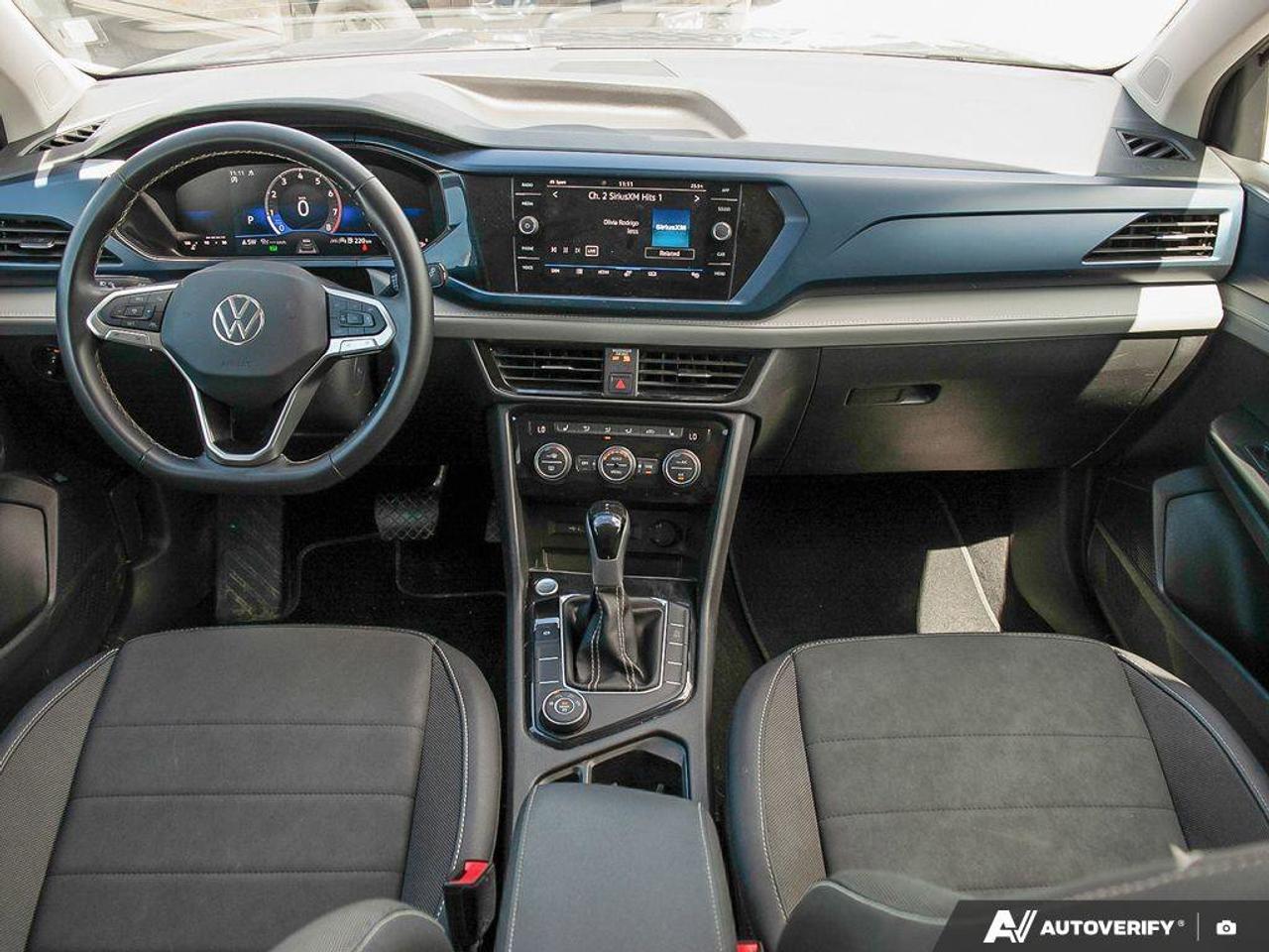 2024 Volkswagen Taos Comfortline Photo
