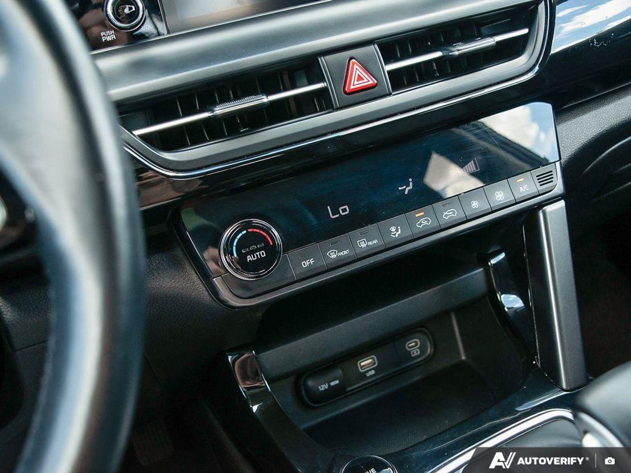2024 Kia Seltos EX   AWD   Leather   Sunroof   Heated Steering Whe Photo