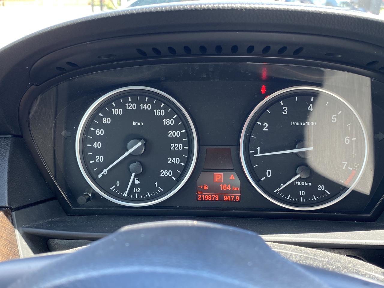 2010 BMW 5 Series 4dr Sdn 535i xDrive AWD Photo