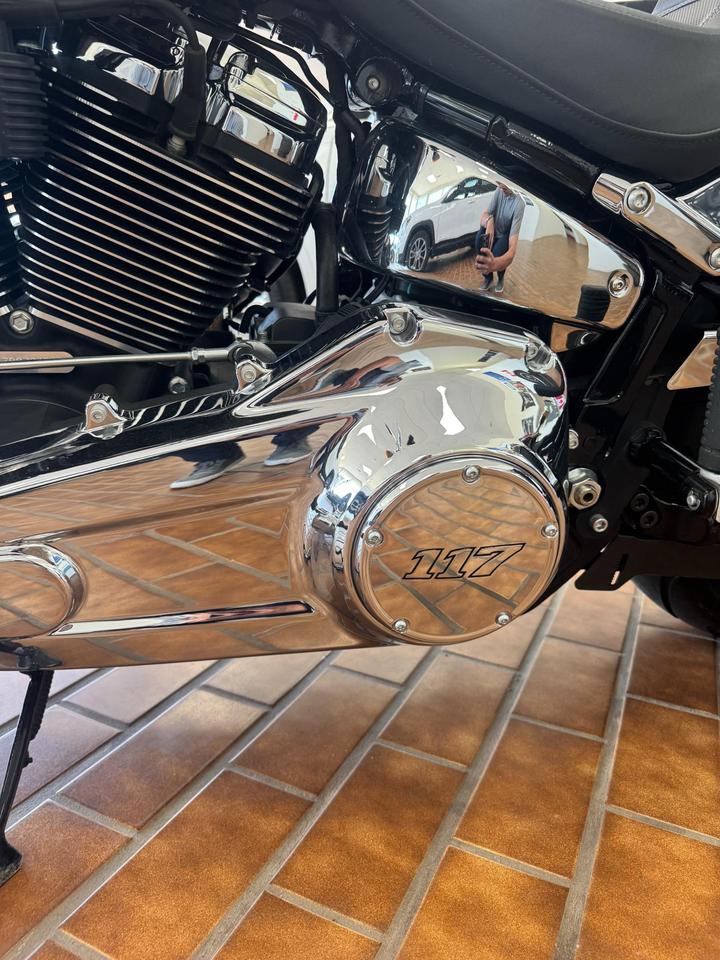 2024 Harley-Davidson BREAKOUT FXBR  Photo3