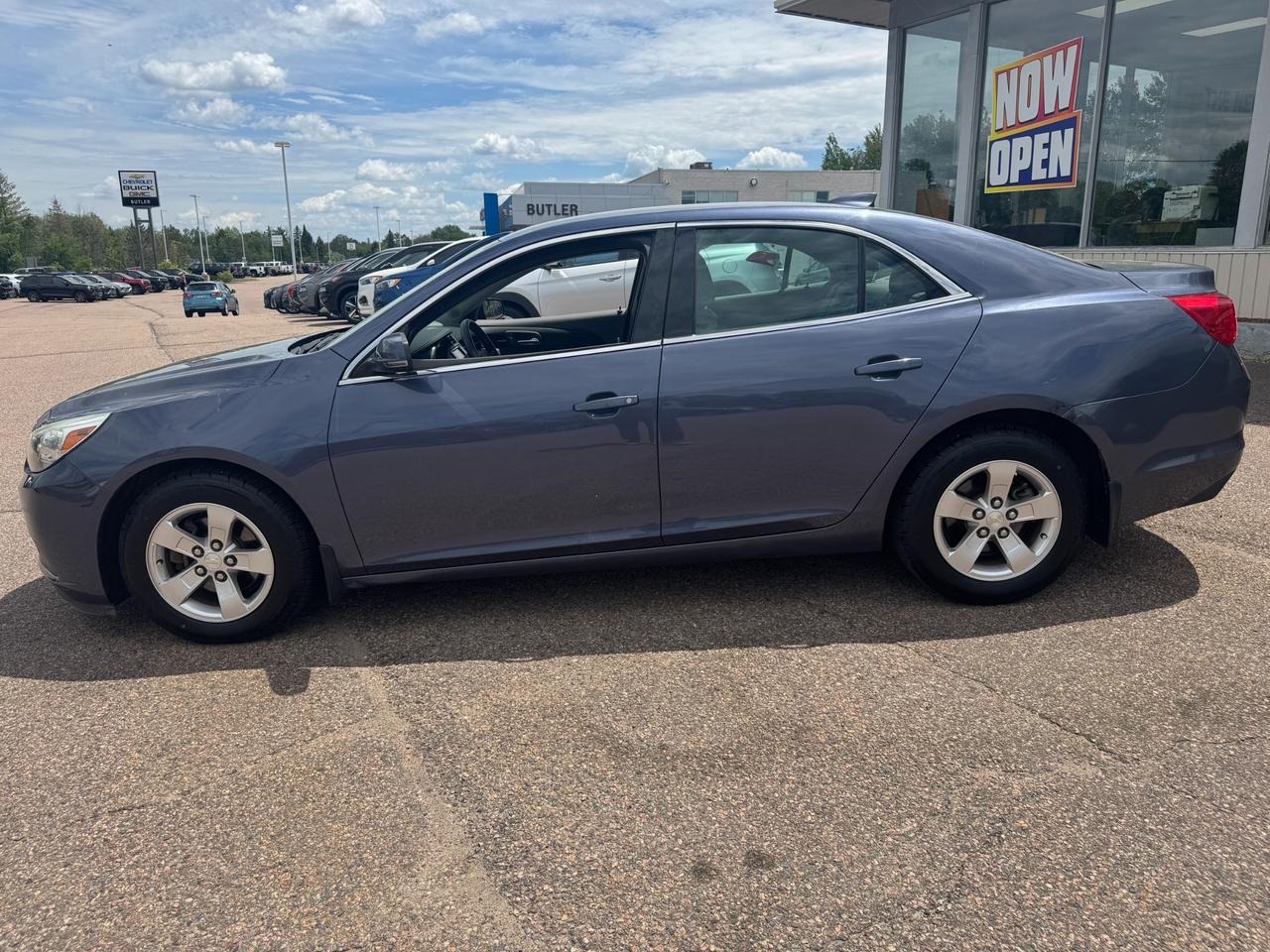2015 Chevrolet Malibu LT 1LT 4dr Sedan Photo
