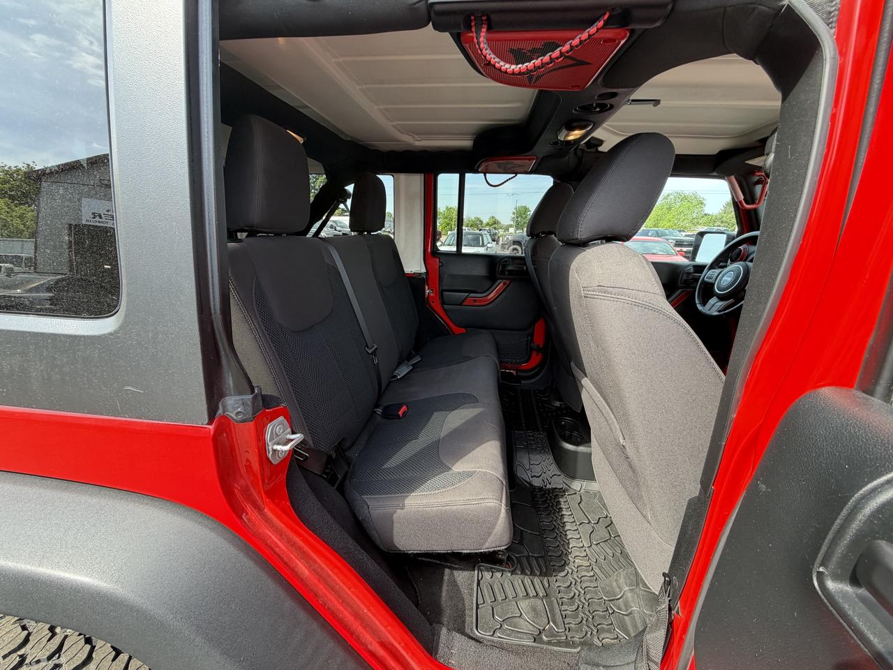 2017 Jeep WRANGLER UNLIMITED 4WD 4dr Big Bear -Ltd Avail- Photo