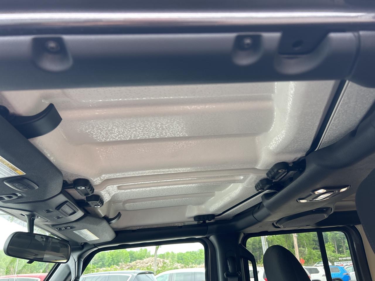 2023 Jeep Wrangler Sport S Photo