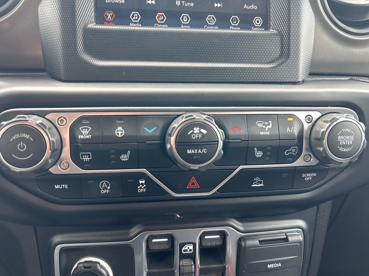 2023 Jeep Wrangler Sport S Photo
