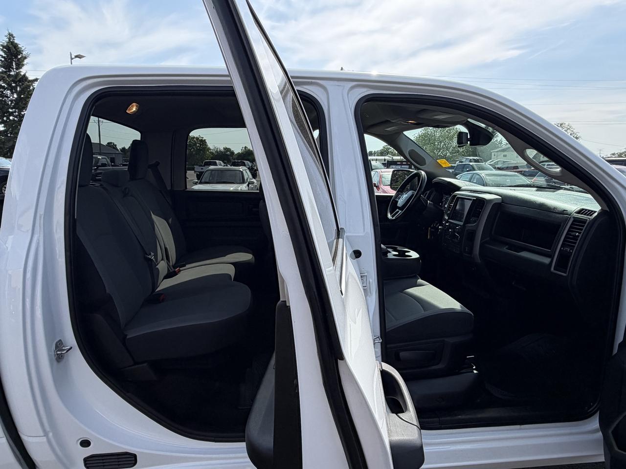 2021 RAM 1500 Classic Express 4x4 Crew Cab 5'7  Box Photo