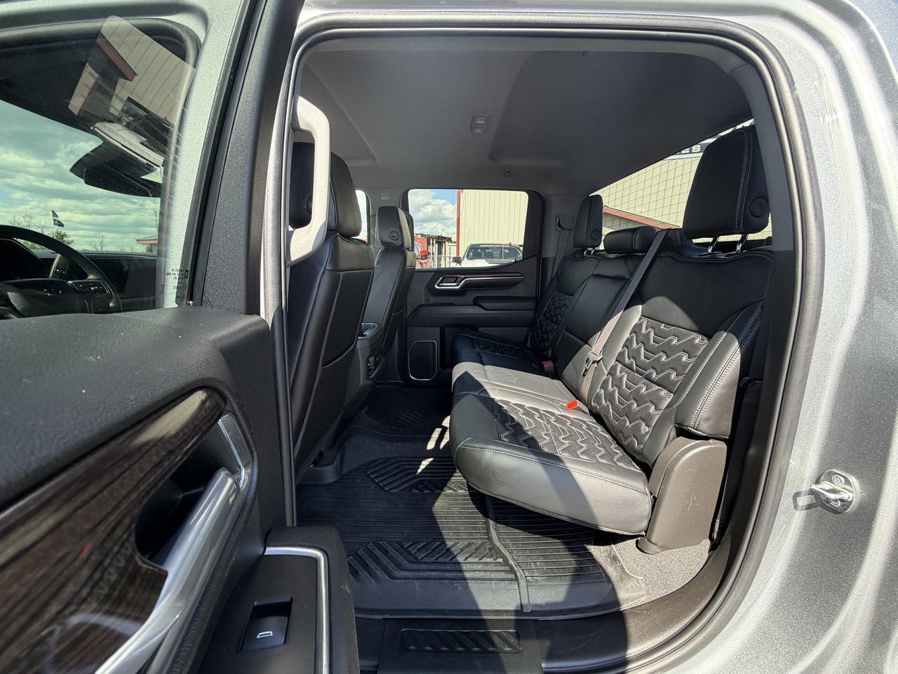 2024 Chevrolet Silverado 1500 4WD Crew Cab 147  RST Photo