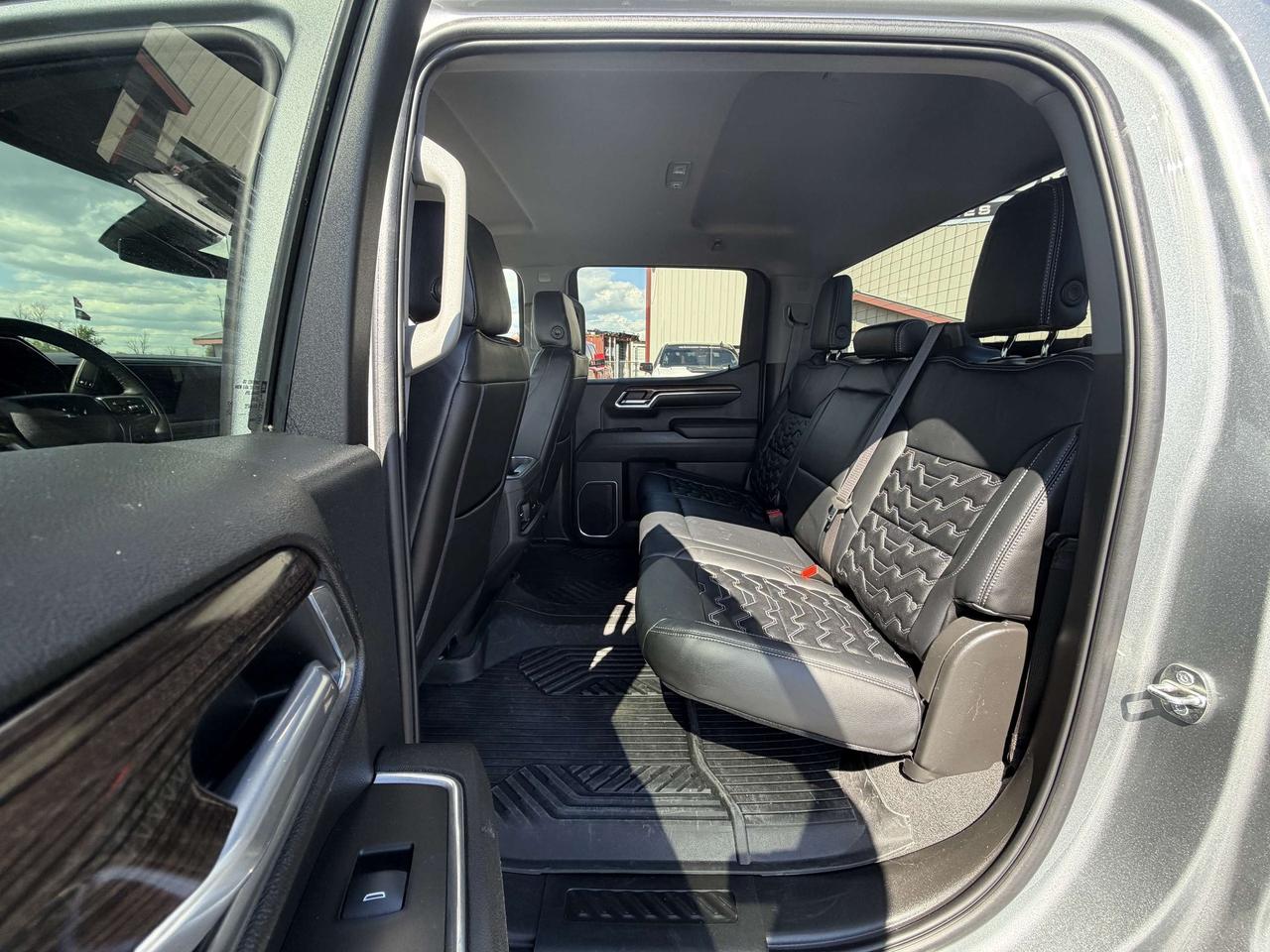 2024 Chevrolet Silverado 1500 RST LIFT/WHEEL/TIRE/LEATHER PKG!! Photo
