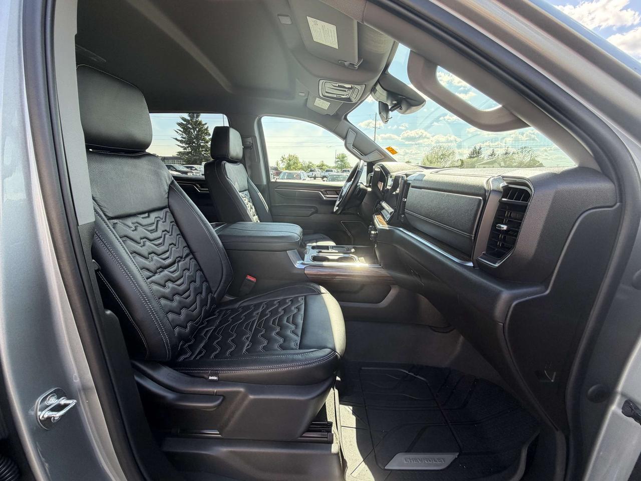 2024 Chevrolet Silverado 1500 RST LIFT/WHEEL/TIRE/LEATHER PKG!! Photo
