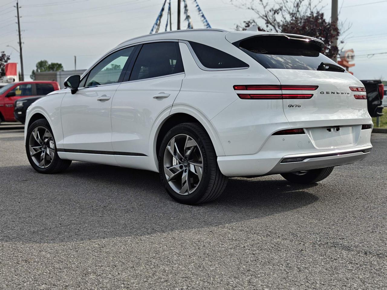 2023 Genesis Electrified GV70 Prestige 4dr All-Wheel Drive Photo