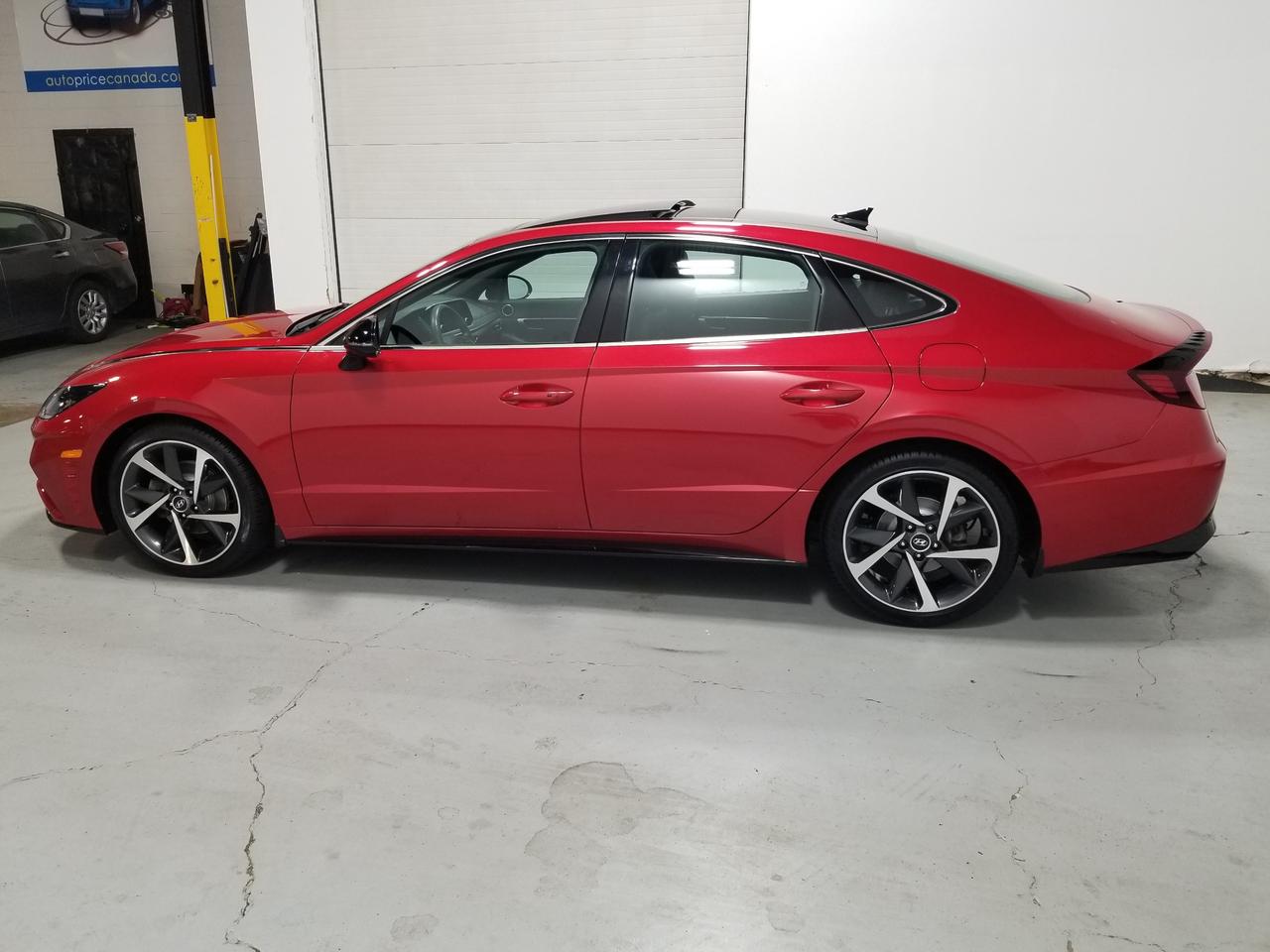 2021 Hyundai Sonata Sport 4dr Sedan Photo3
