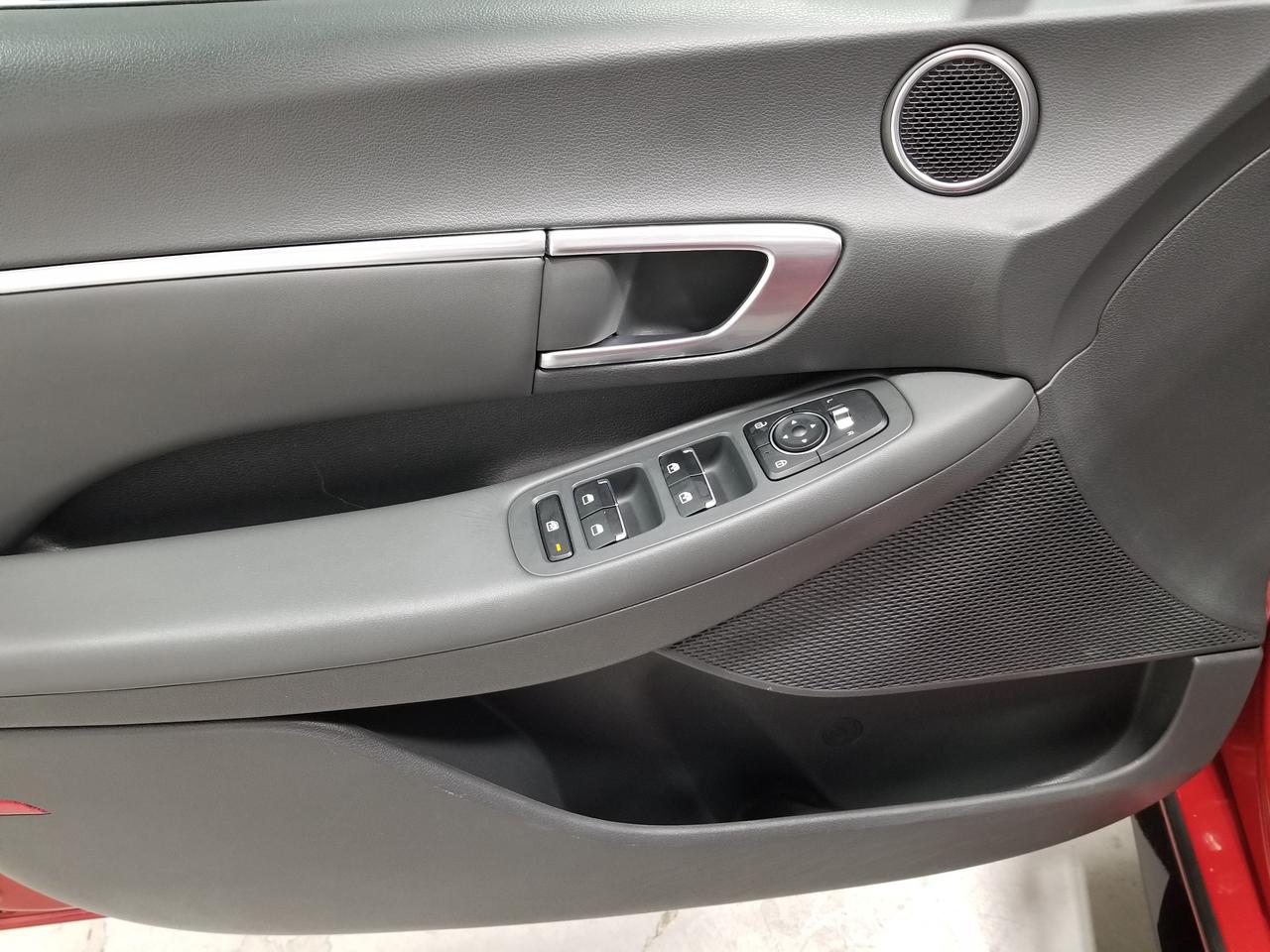 2021 Hyundai Sonata Sport 4dr Sedan Photo