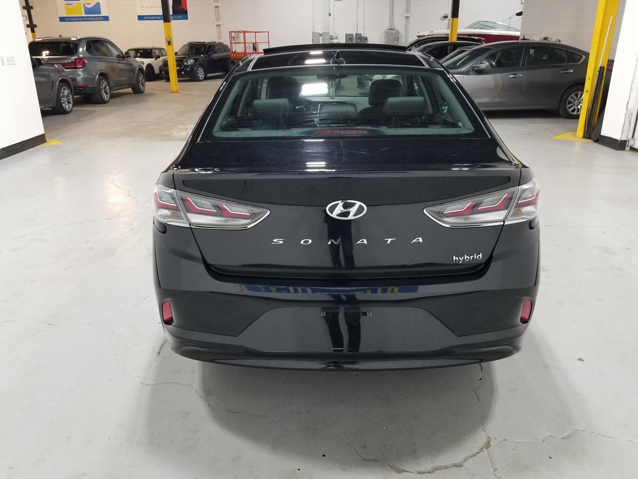 2018 Hyundai Sonata Hybrid Limited 4dr Sedan Photo