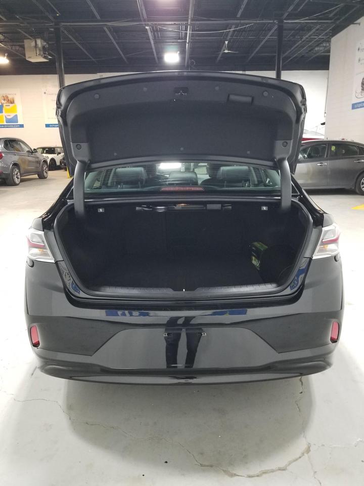 2018 Hyundai Sonata Hybrid Limited 4dr Sedan Photo