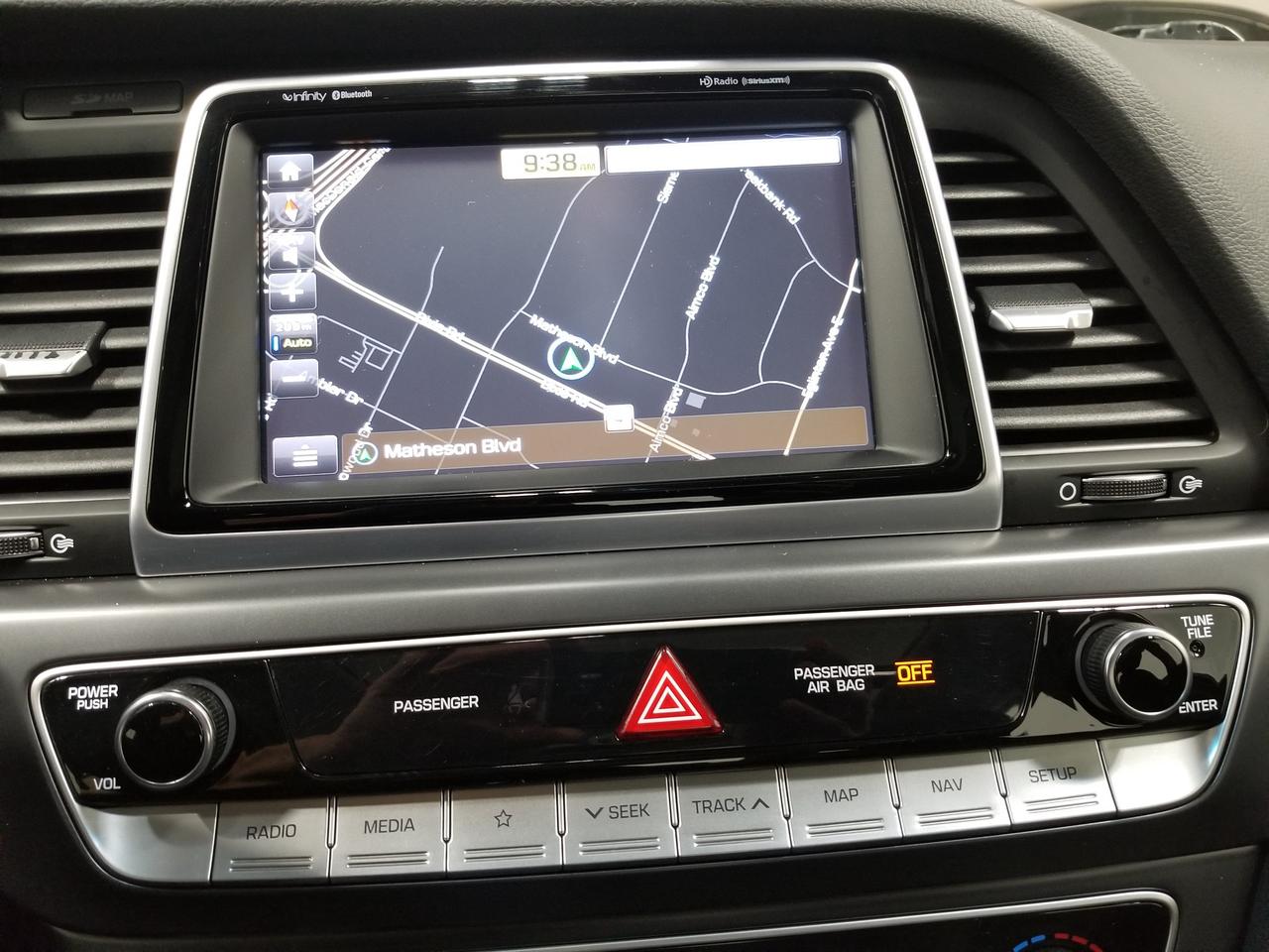 2018 Hyundai Sonata Hybrid Limited 4dr Sedan Photo