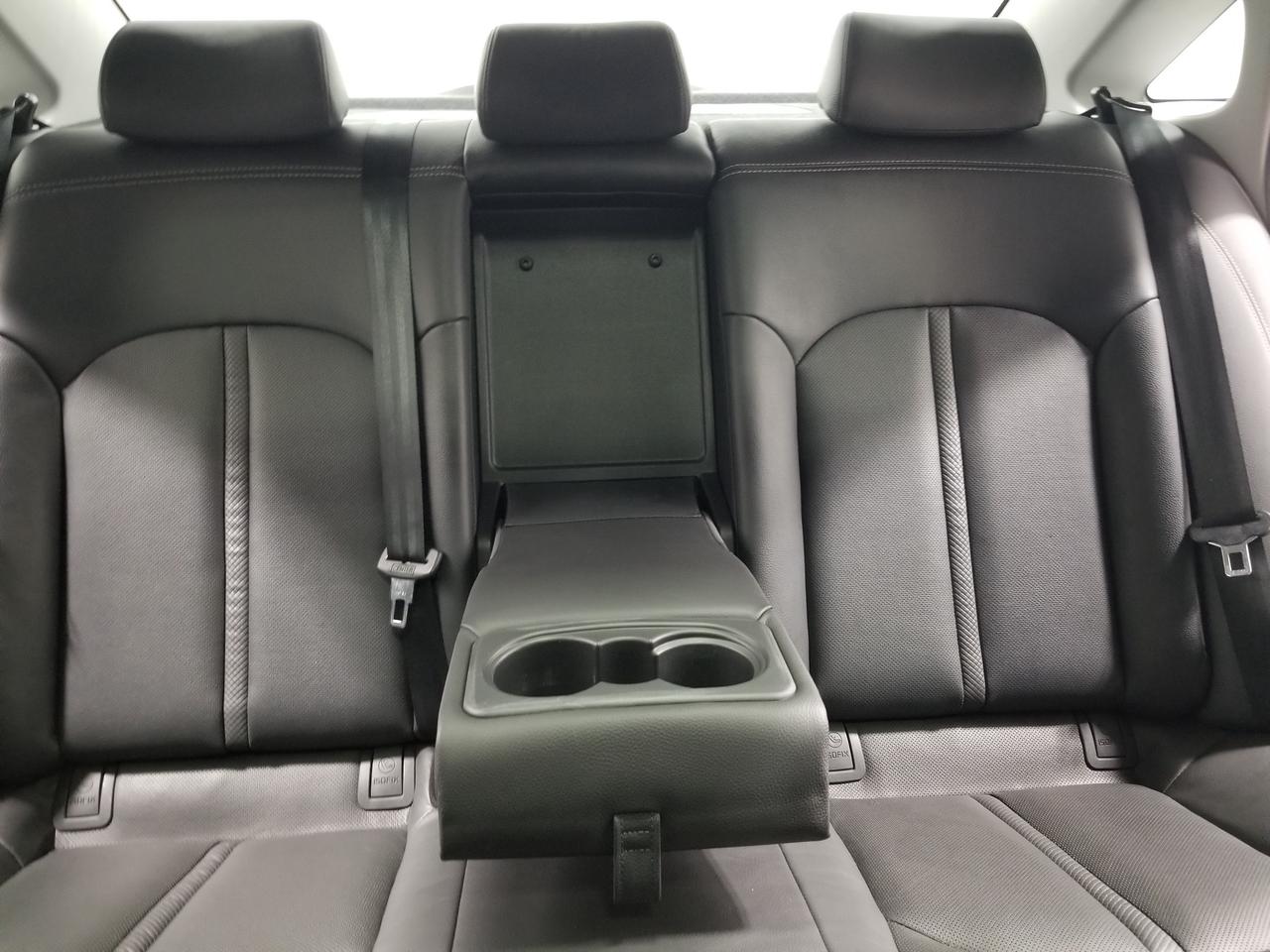2018 Hyundai Sonata Hybrid Limited 4dr Sedan Photo