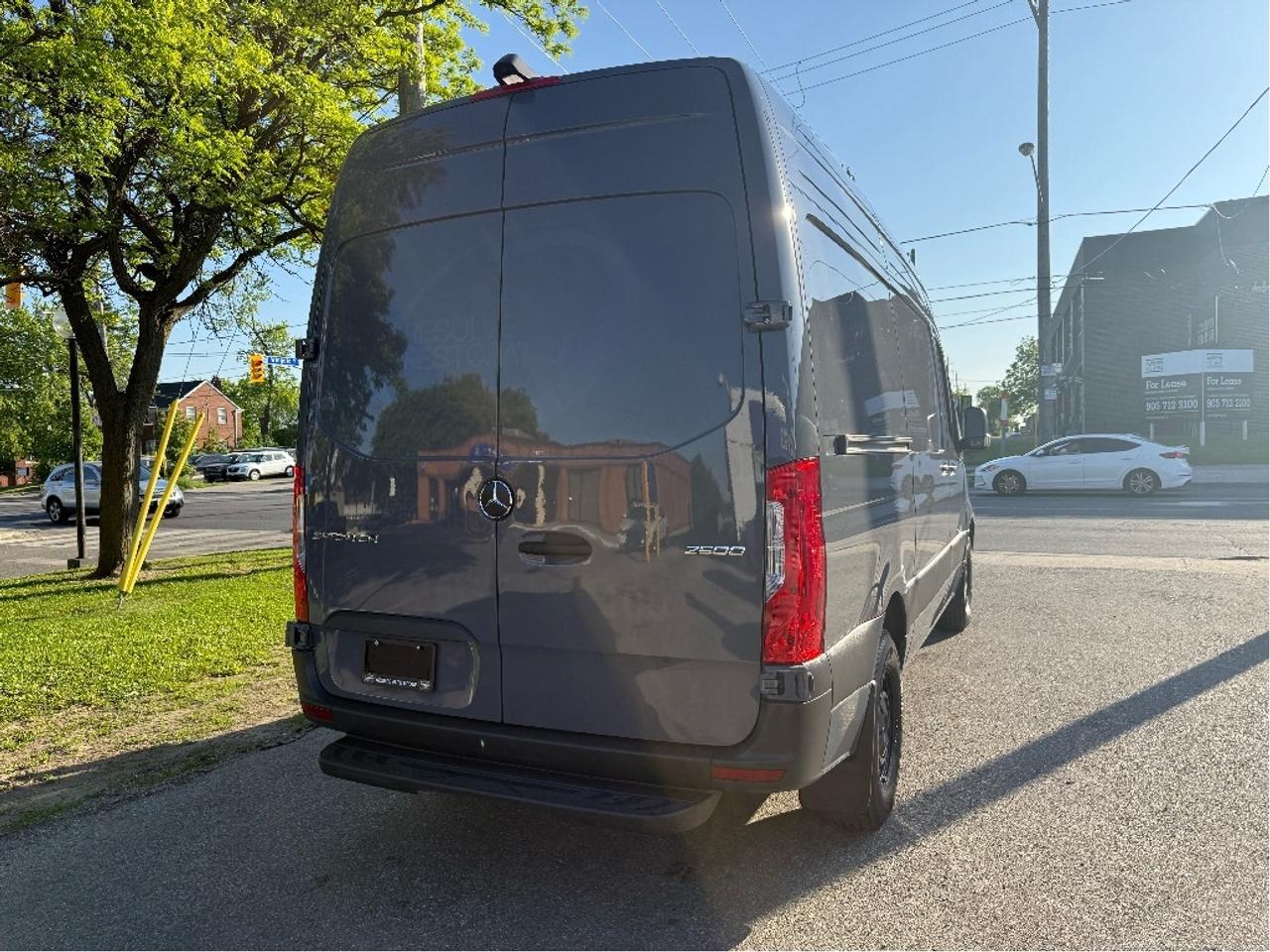 2024 Mercedes-Benz Sprinter Crew Van 2500 HighRoofDiesel 3Seater CleanCarfax Certified Photo