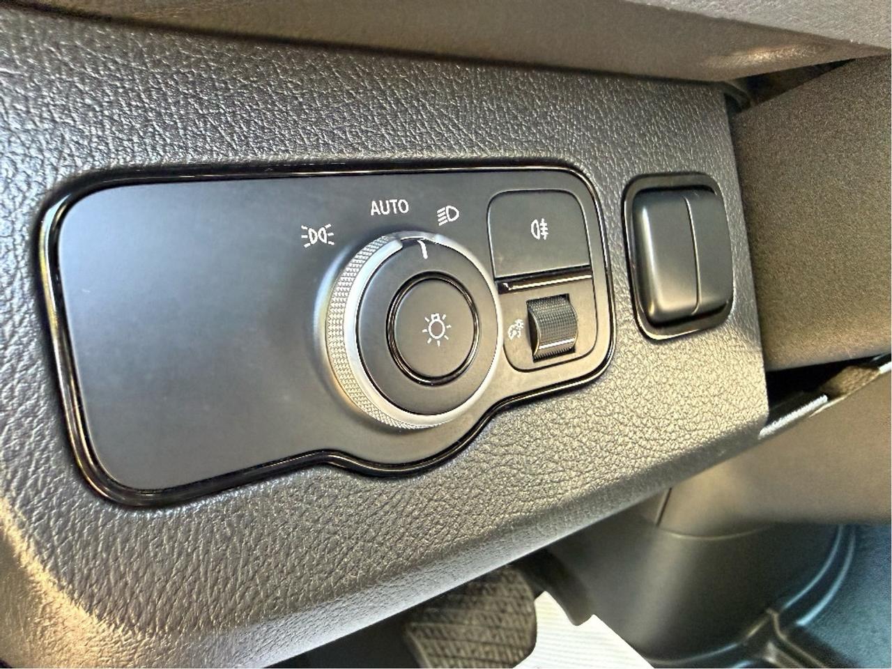 2024 Mercedes-Benz Sprinter Crew Van 2500 HighRoofDiesel 3Seater CleanCarfax Certified Photo