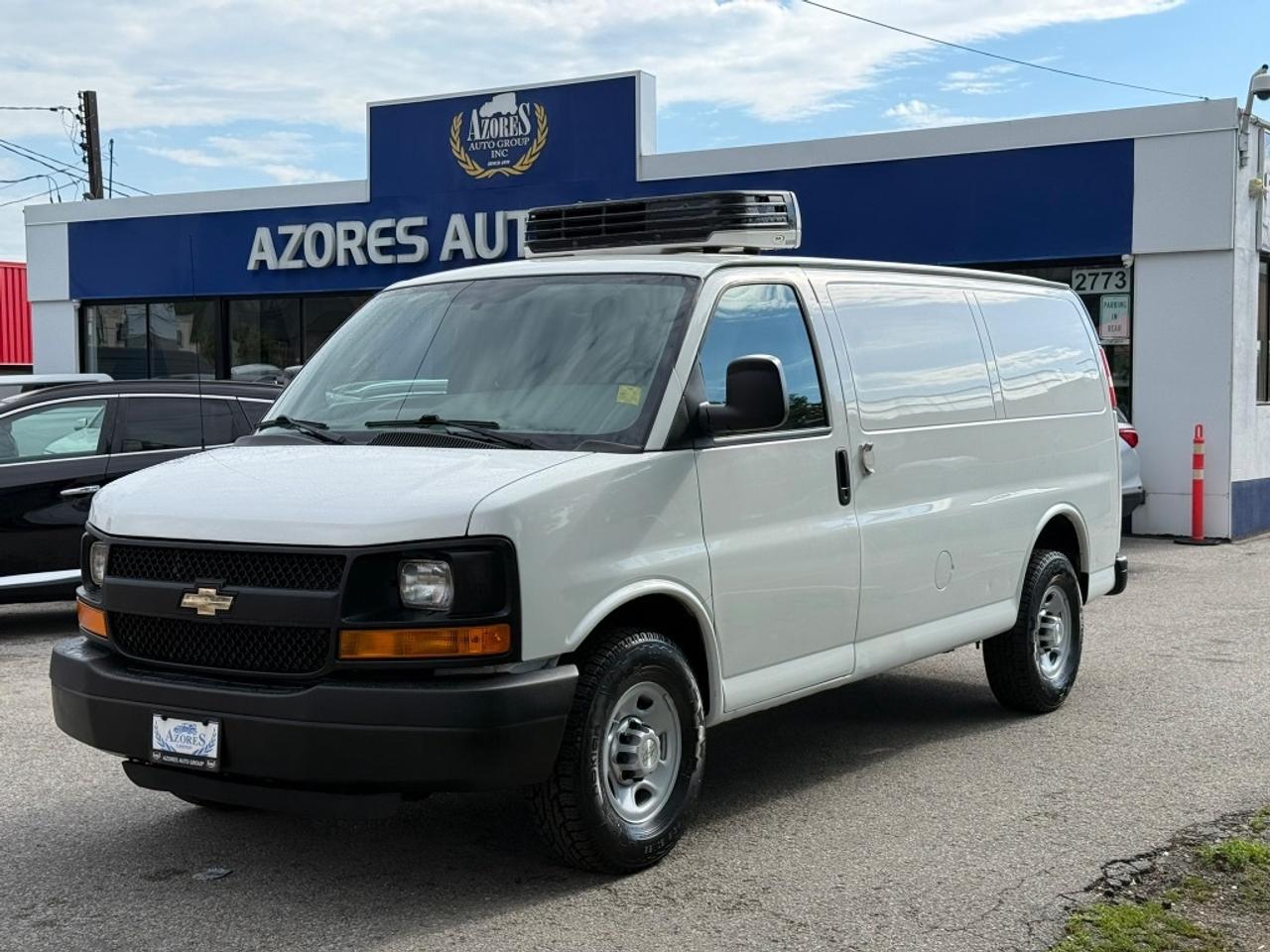 2016 Chevrolet Express Reefer Refrigerator  w/Standby Plug Only 48,986KM Photo0