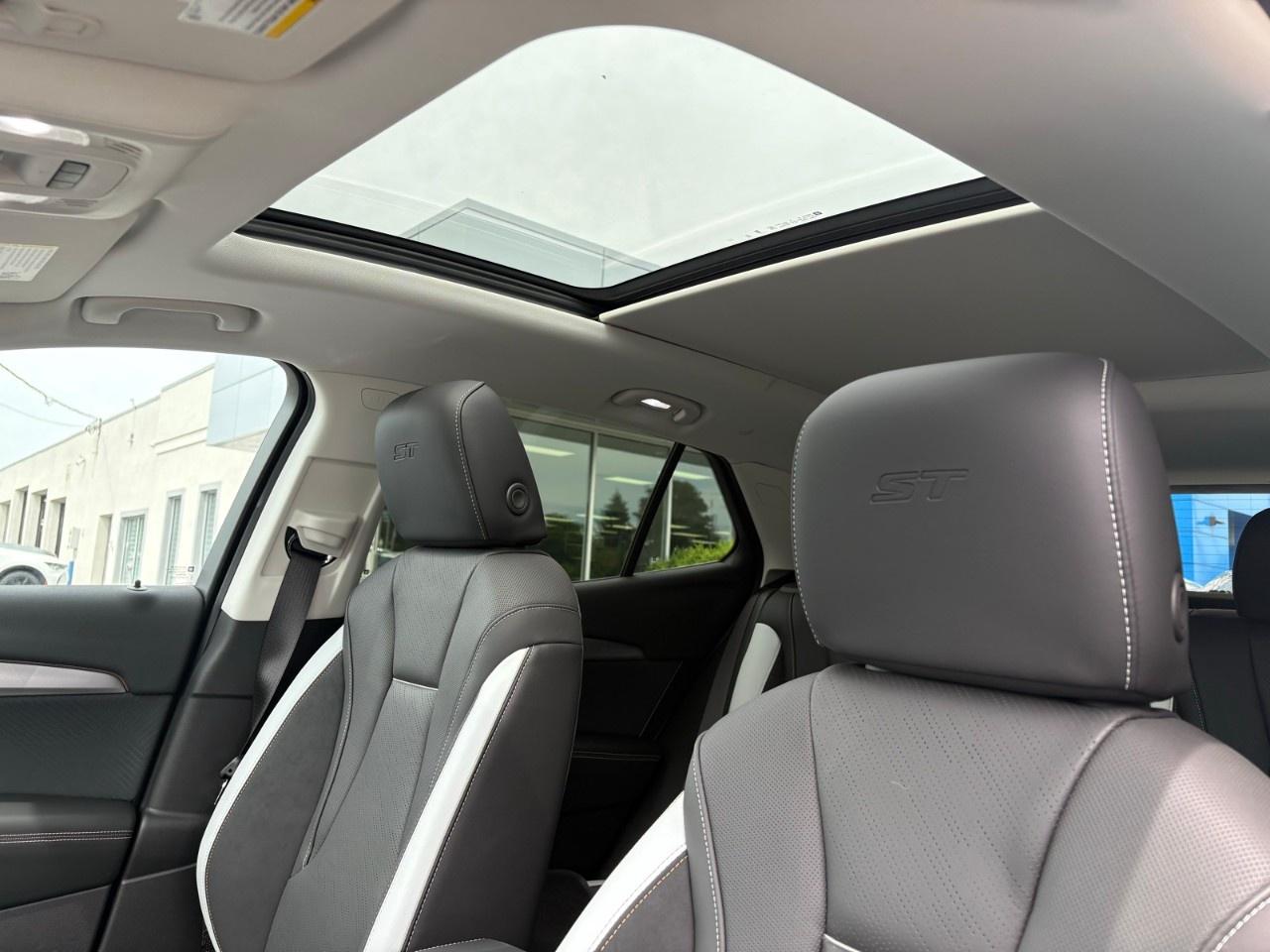 2026 Buick Envision AWD 4dr Sport Touring Photo