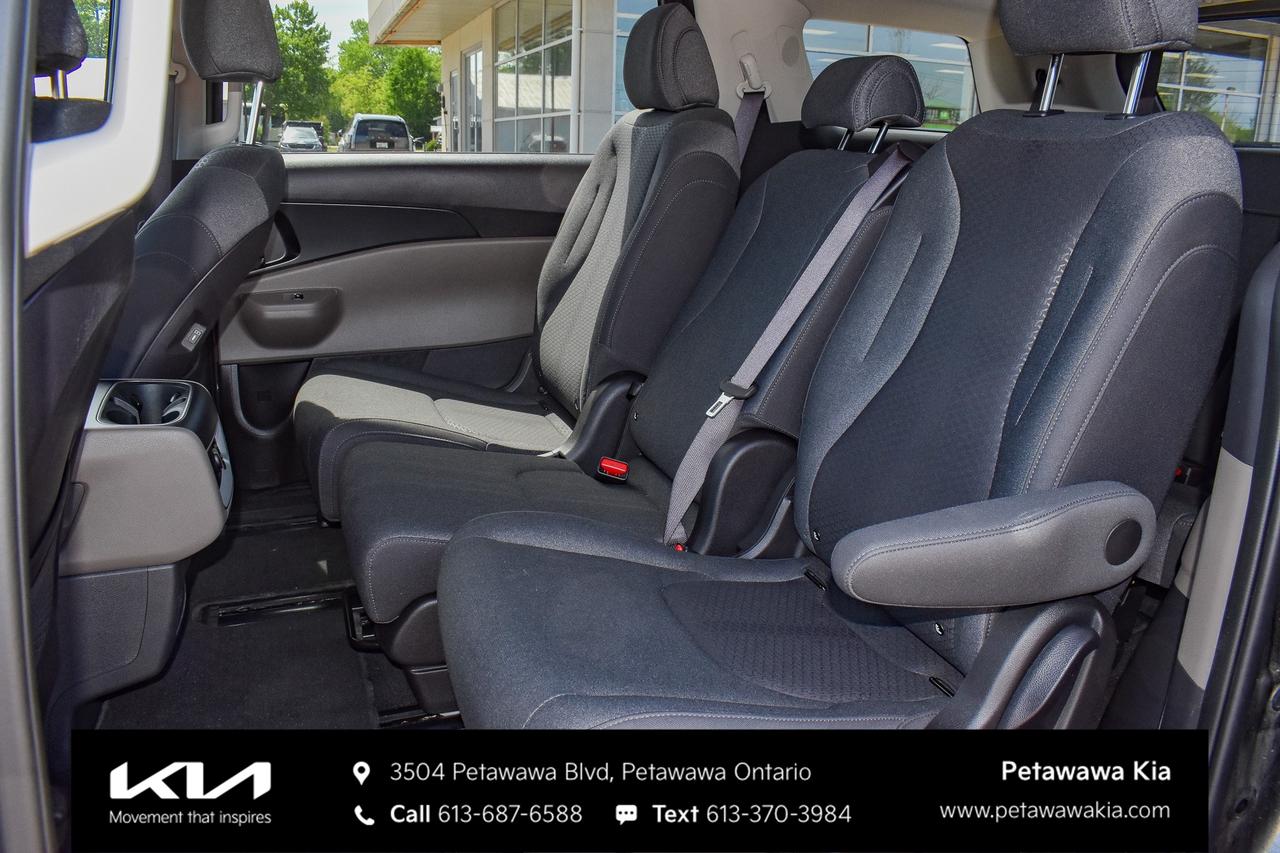 2026 Kia Carnival LX Passenger Van Photo