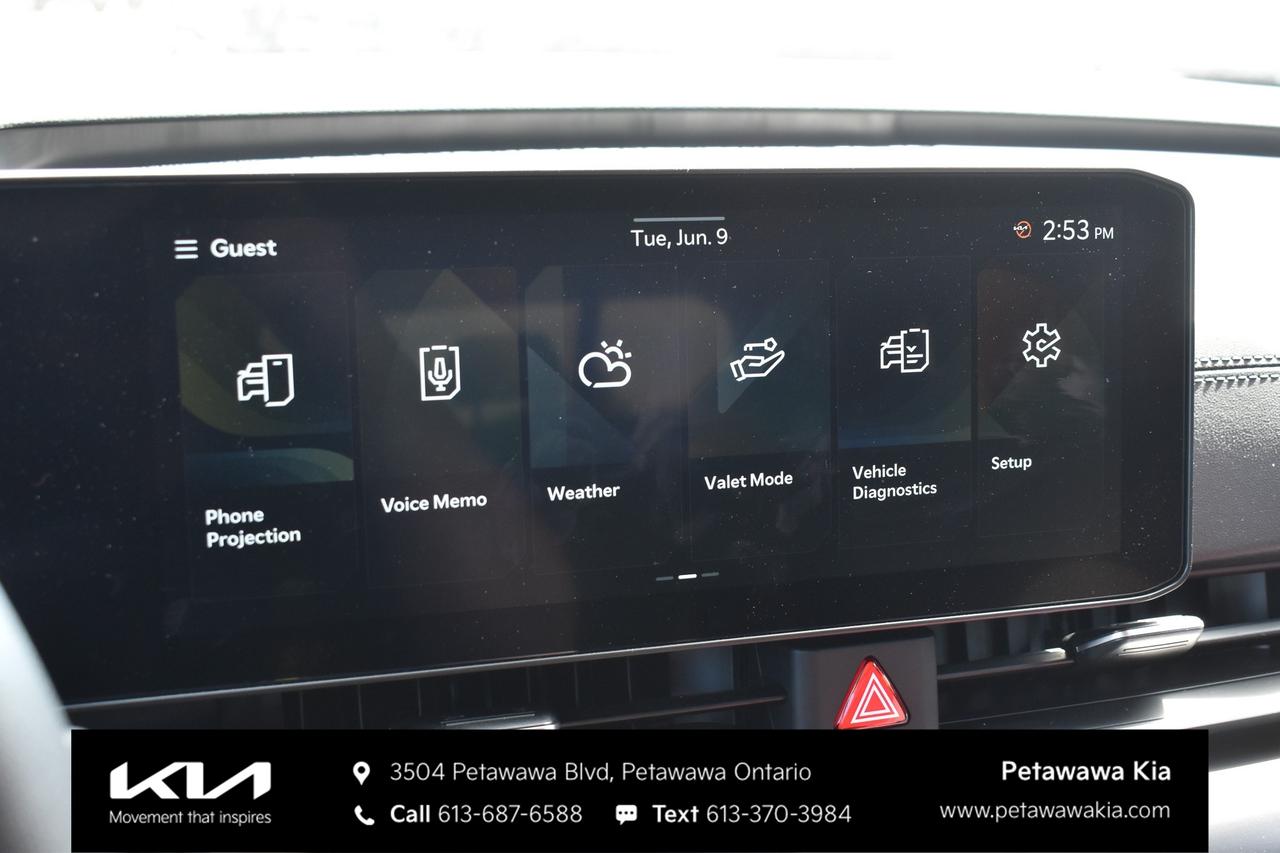 2026 Kia Carnival LX Passenger Van Photo