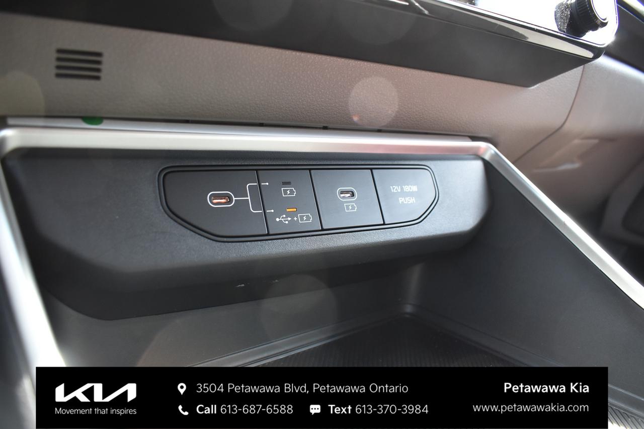 2026 Kia Carnival LX Passenger Van Photo
