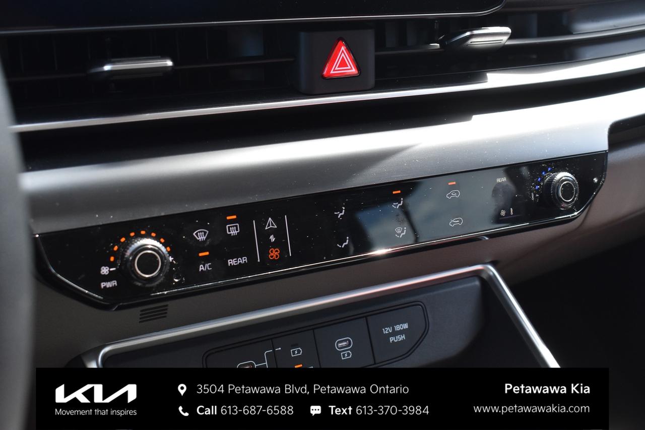 2026 Kia Carnival LX Passenger Van Photo