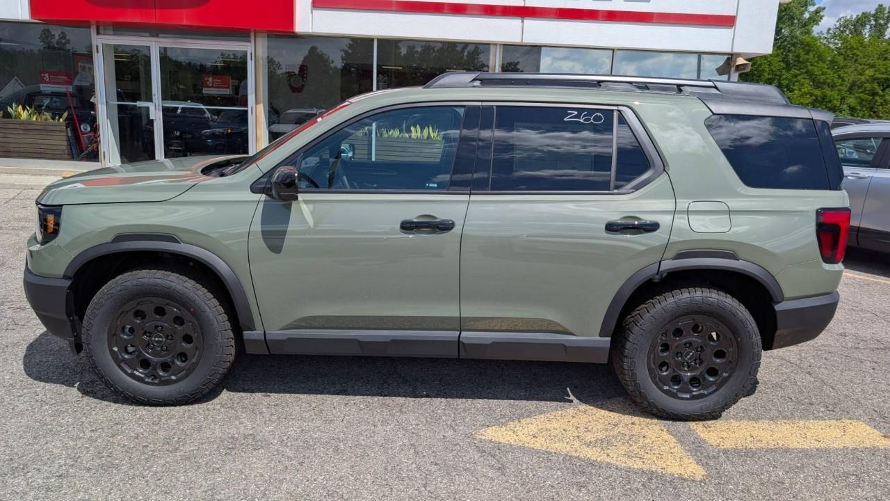 2026 Honda Passport TrailSport Touring Blackout 4dr All-Wheel Drive Photo