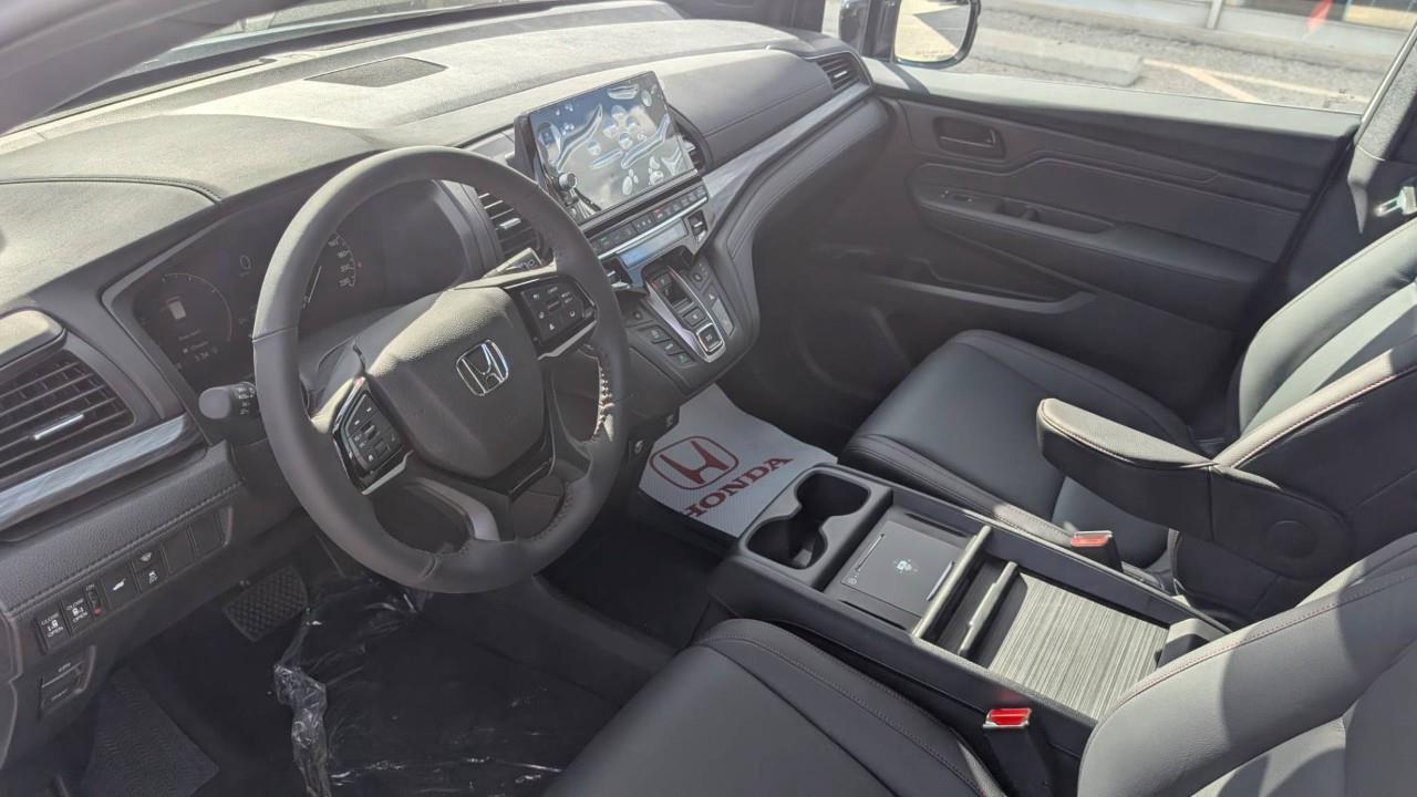 2026 Honda Odyssey Sport-L Passenger Van Photo
