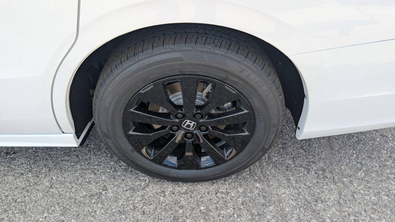 2026 Honda Odyssey Sport-L Passenger Van Photo