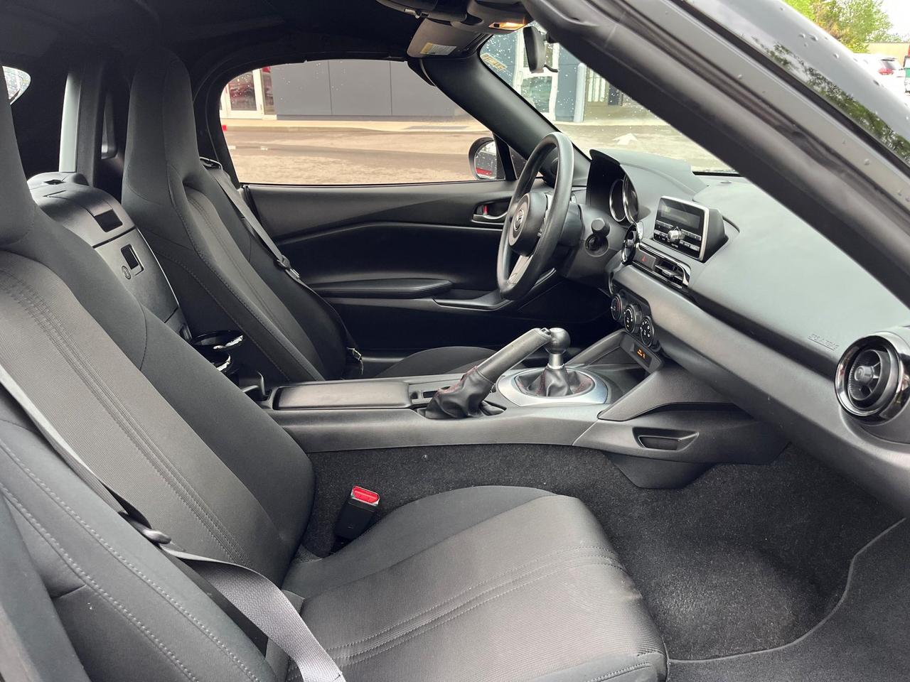 2016 Mazda MX-5 GX (M6) 2dr Convertible Photo