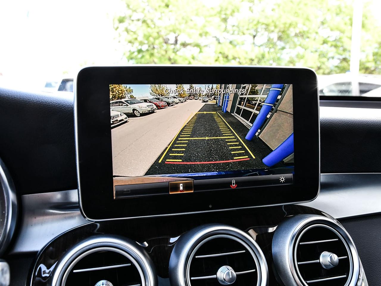 2019 Mercedes-Benz GLC 4MATIC® Photo