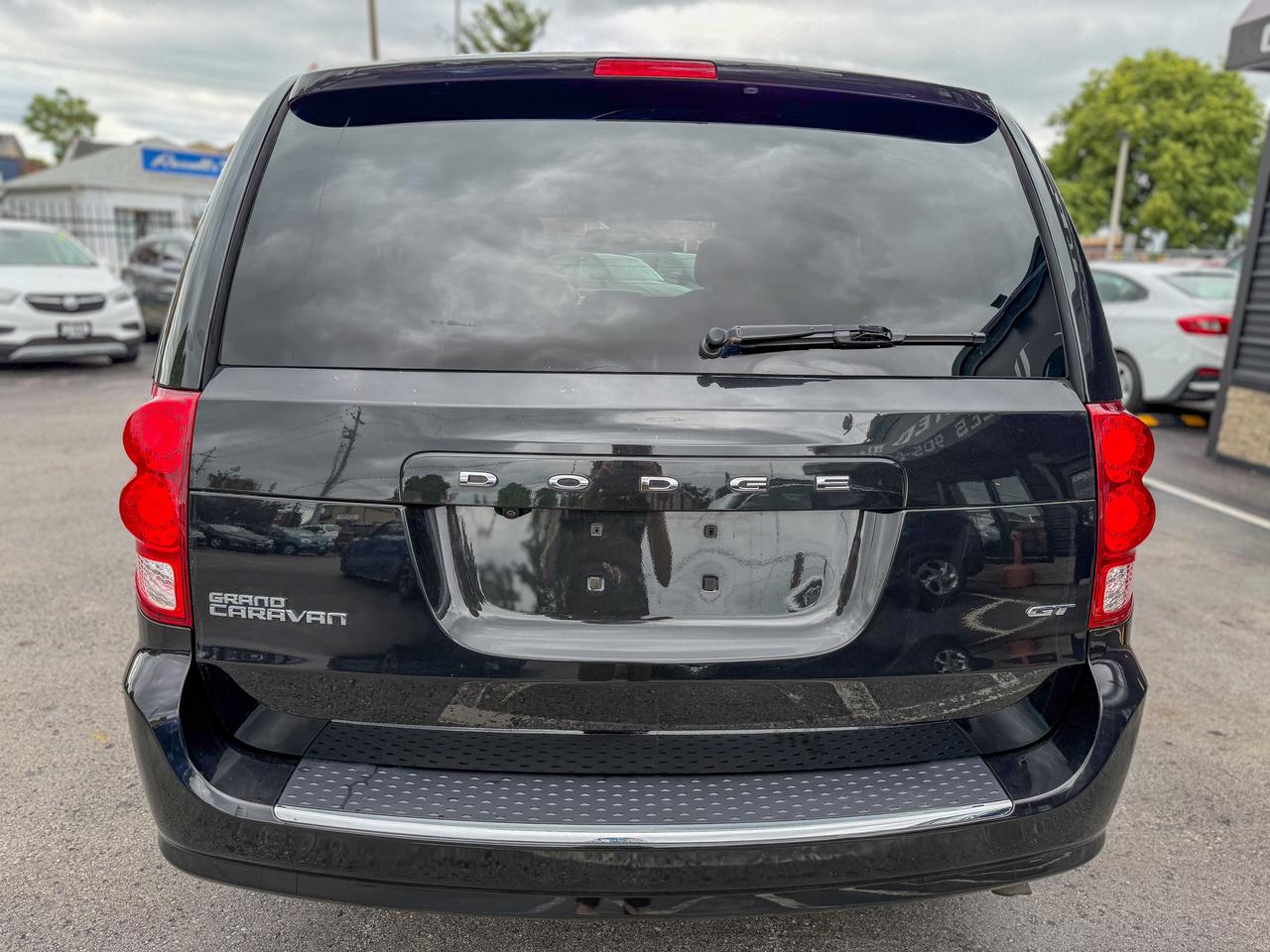 2017 Dodge Grand Caravan GT/NAVI/P. SLIDING DOORS/CAMERA/LEATHER/REMOTE Photo