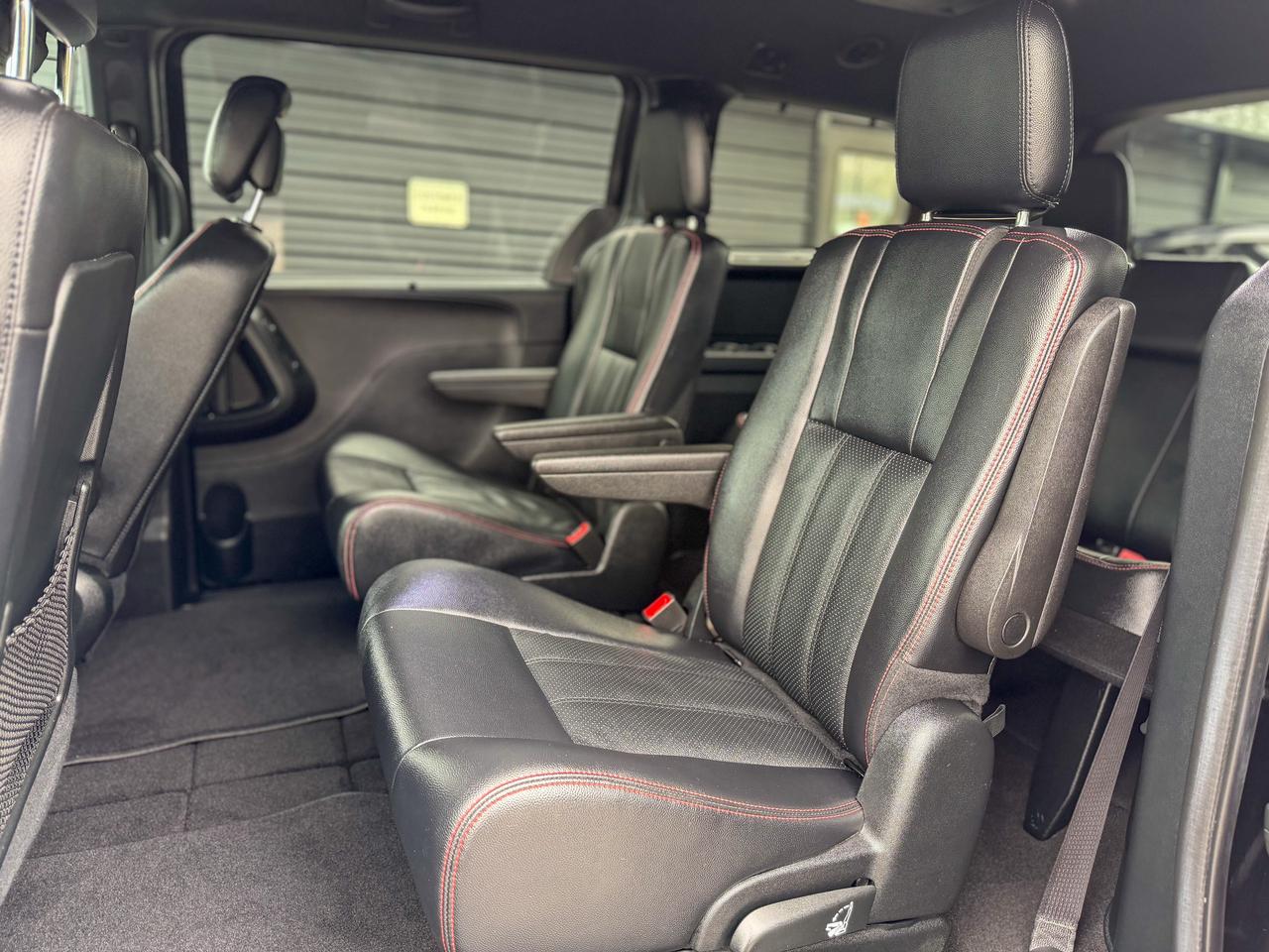 2017 Dodge Grand Caravan GT/NAVI/P. SLIDING DOORS/CAMERA/LEATHER/REMOTE Photo