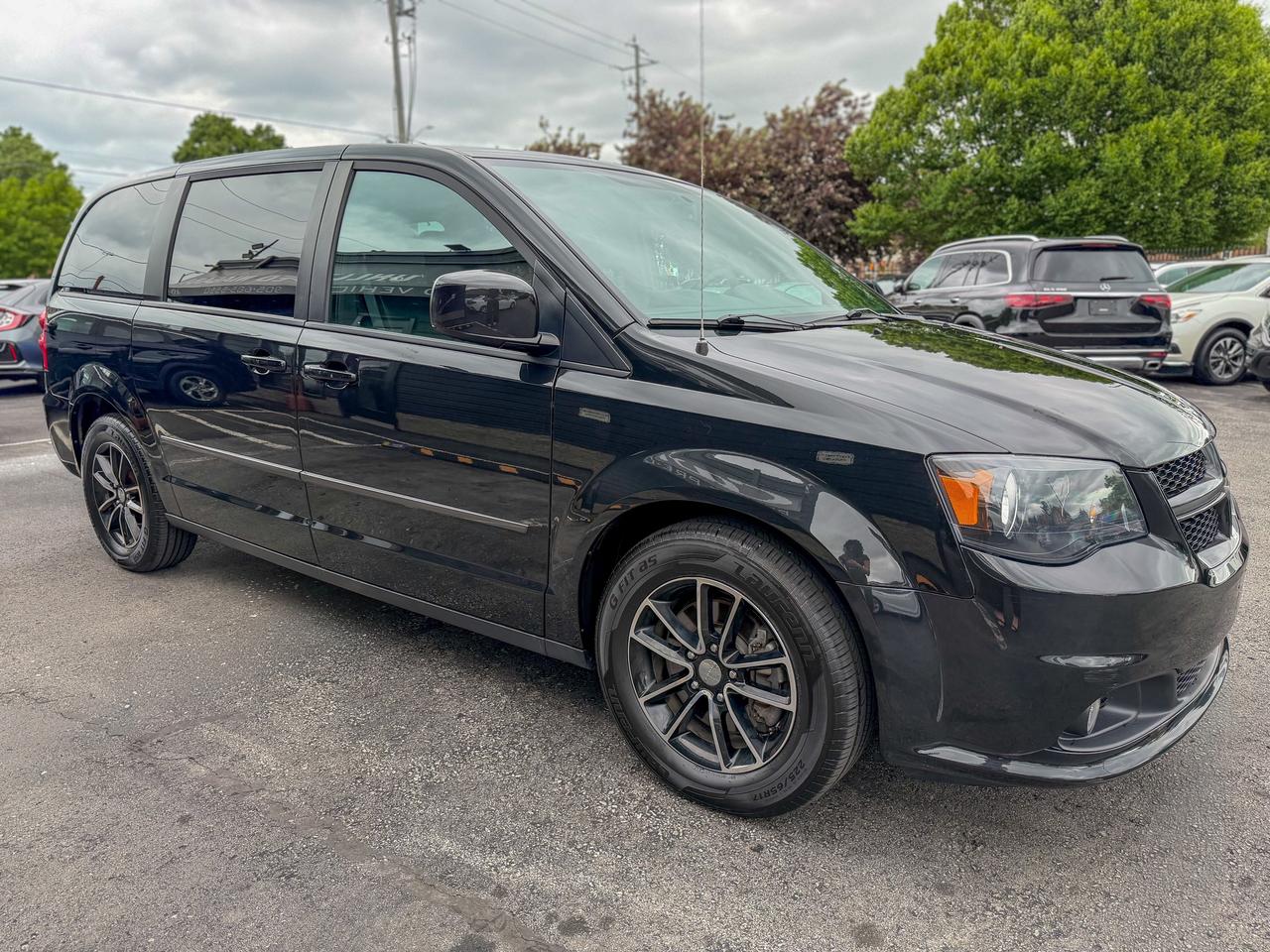 2017 Dodge Grand Caravan GT/NAVI/P. SLIDING DOORS/CAMERA/LEATHER/REMOTE Photo