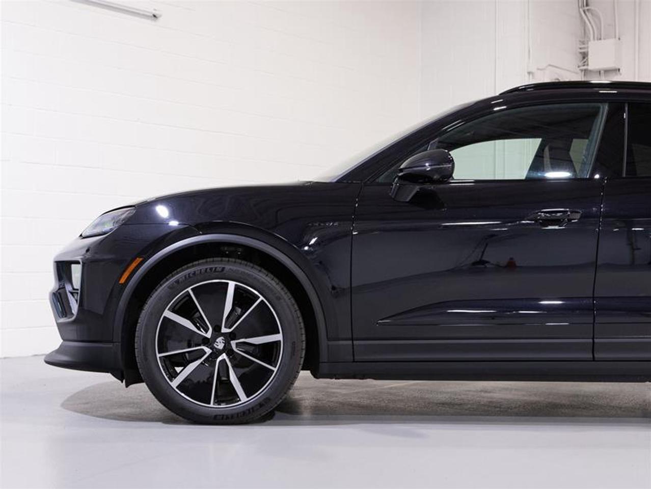2026 Porsche Macan Electric 4 AWD Photo