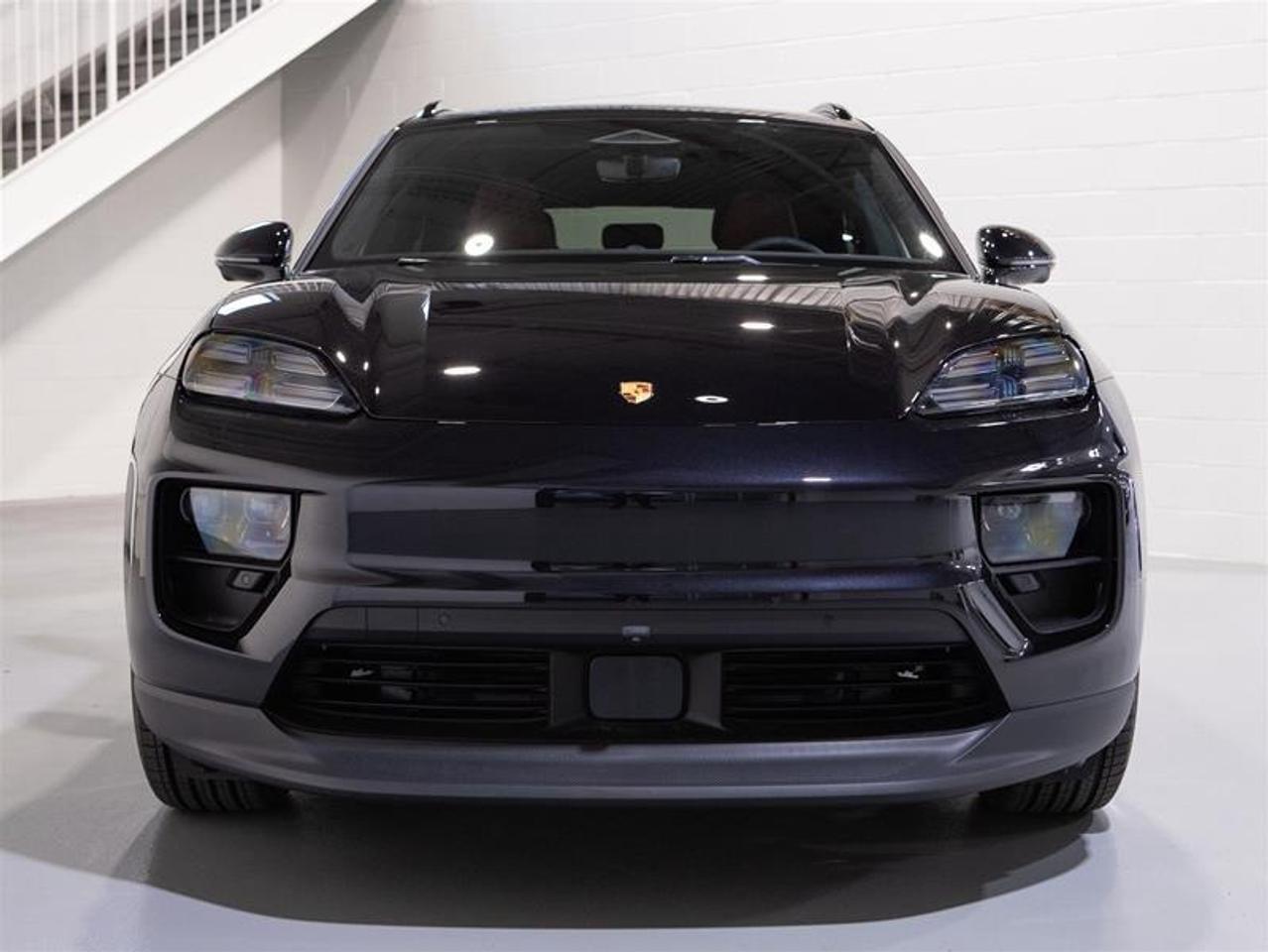 2026 Porsche Macan Electric 4 AWD Photo