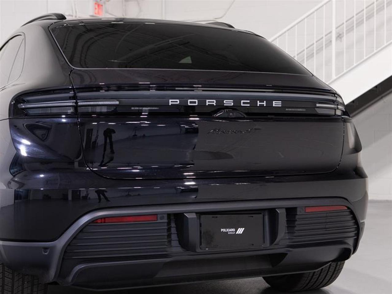 2026 Porsche Macan Electric 4 AWD Photo